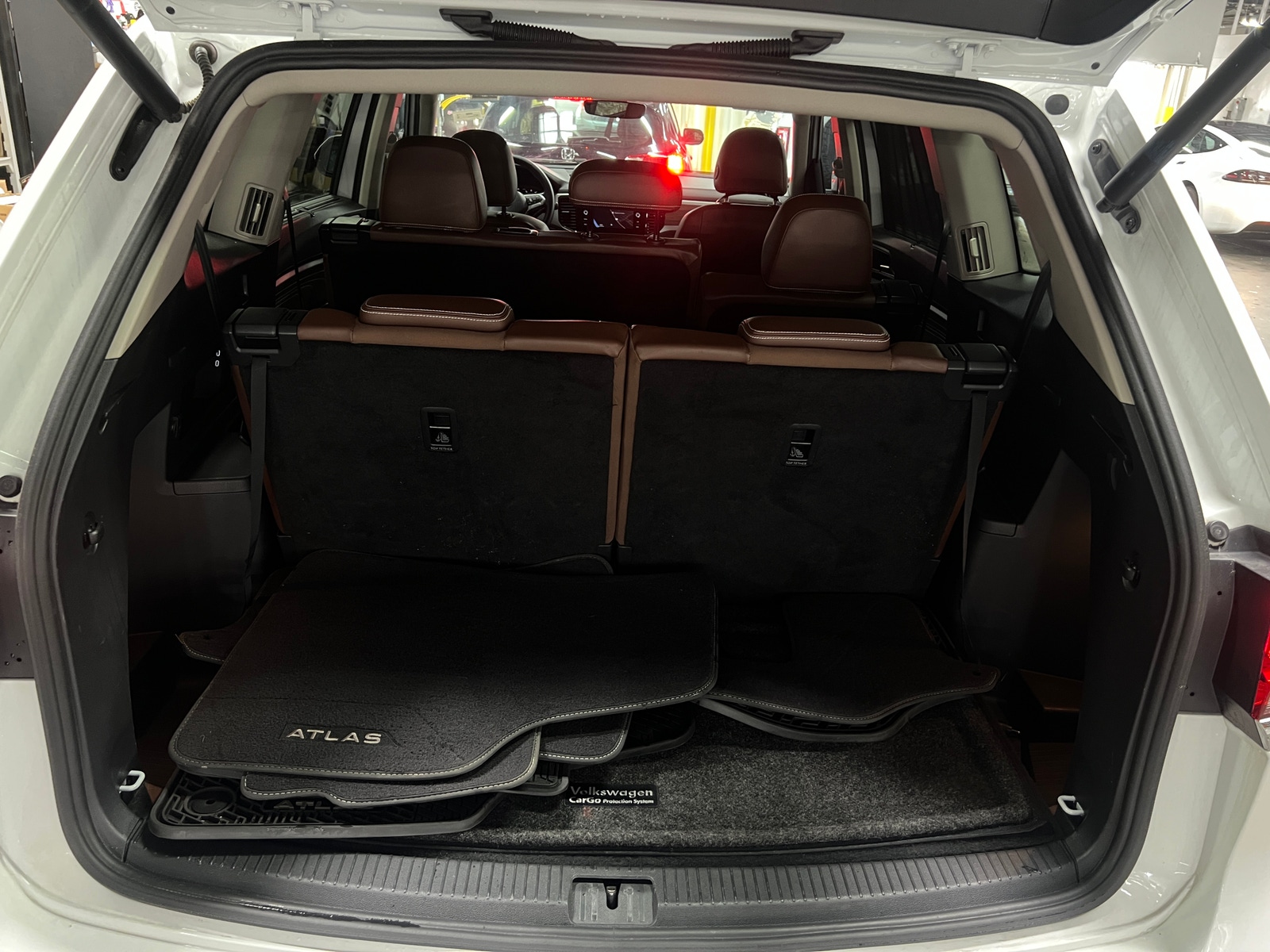 Thumbnail: 2022 Volkswagen Atlas - 6