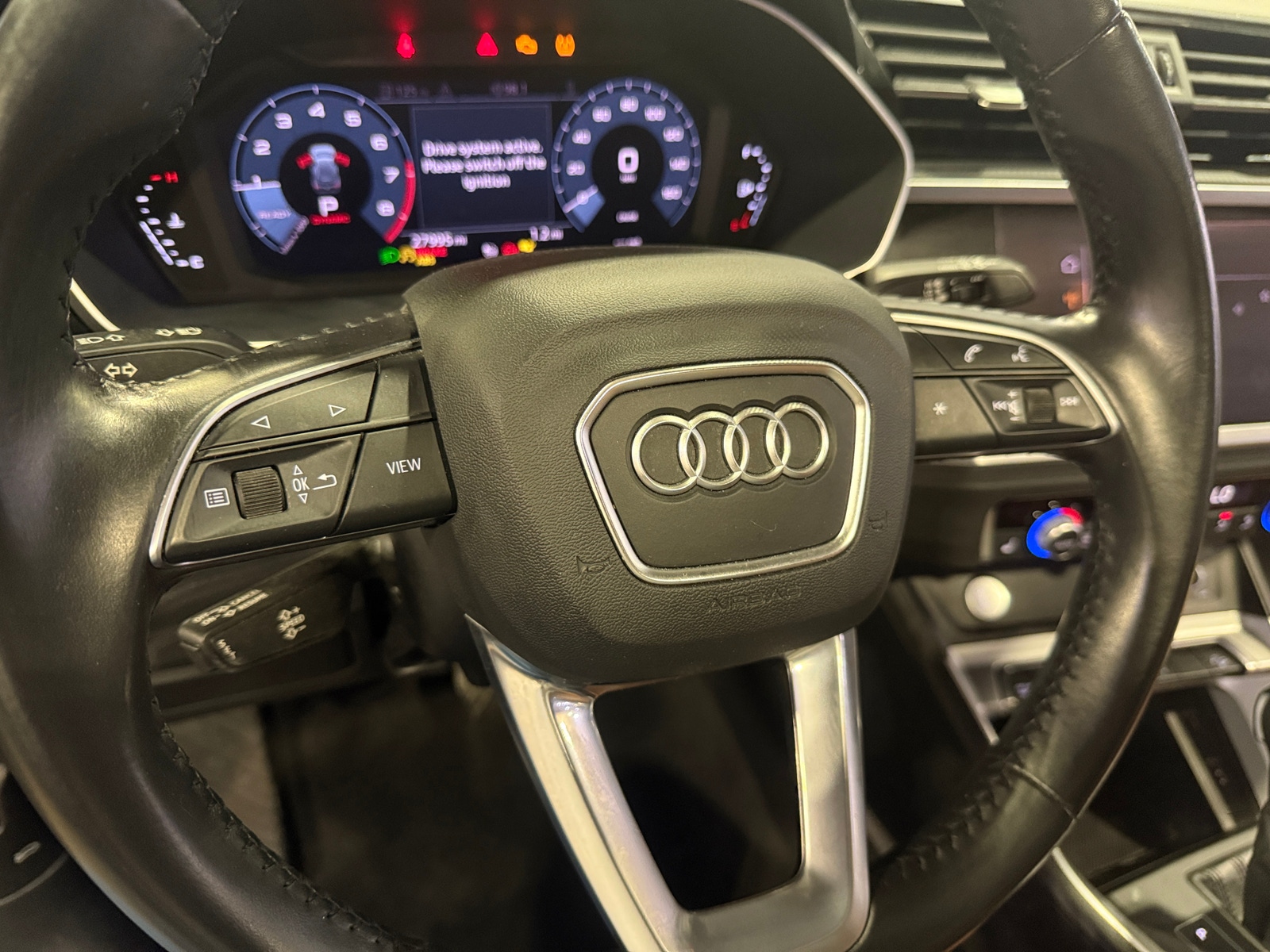 Thumbnail: 2020 Audi Q3 - 4