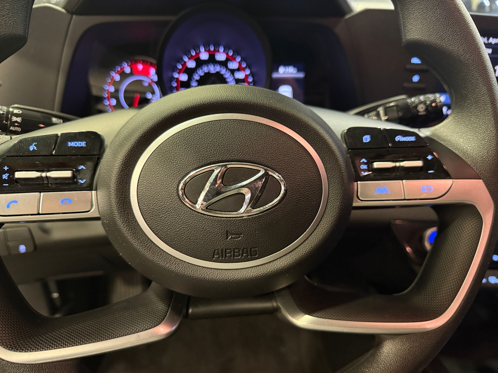 Thumbnail: 2023 Hyundai Elantra - 5