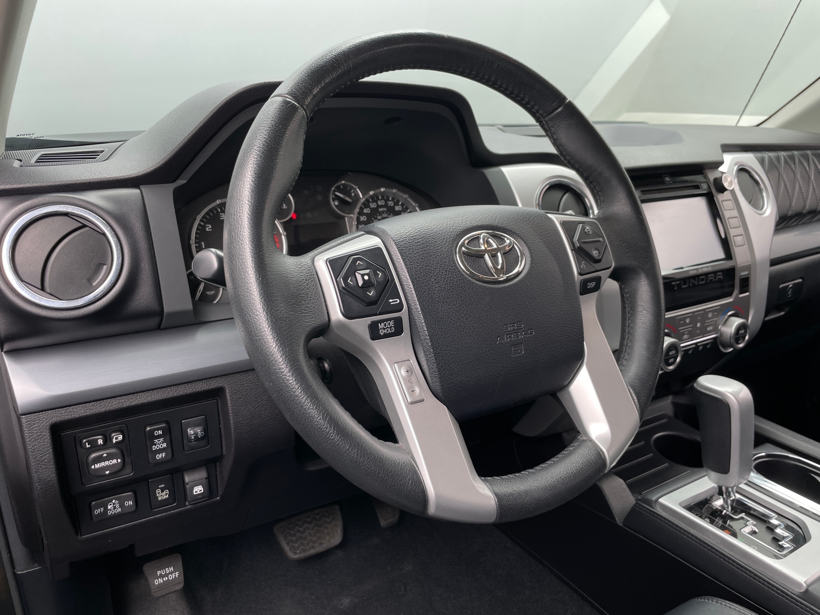 Thumbnail: 2015 Toyota Tundra - 4