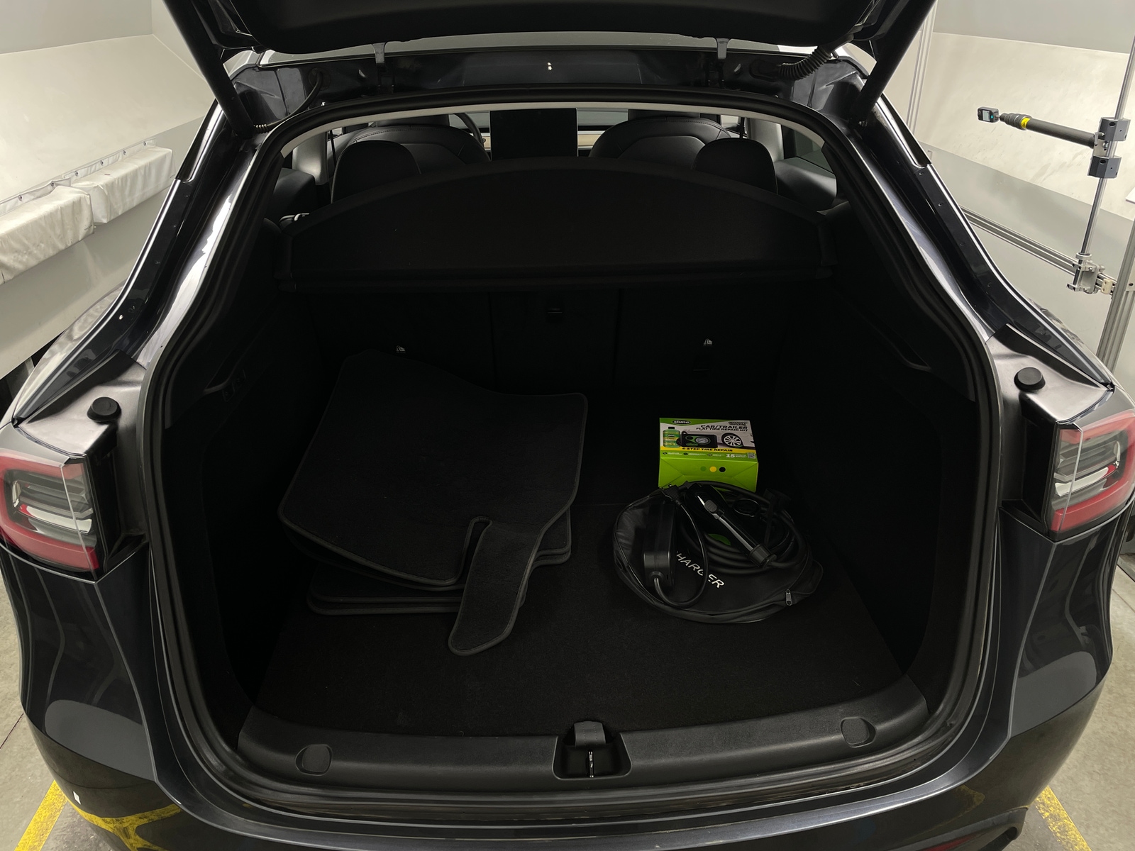 Thumbnail: 2023 Tesla Model Y - 6