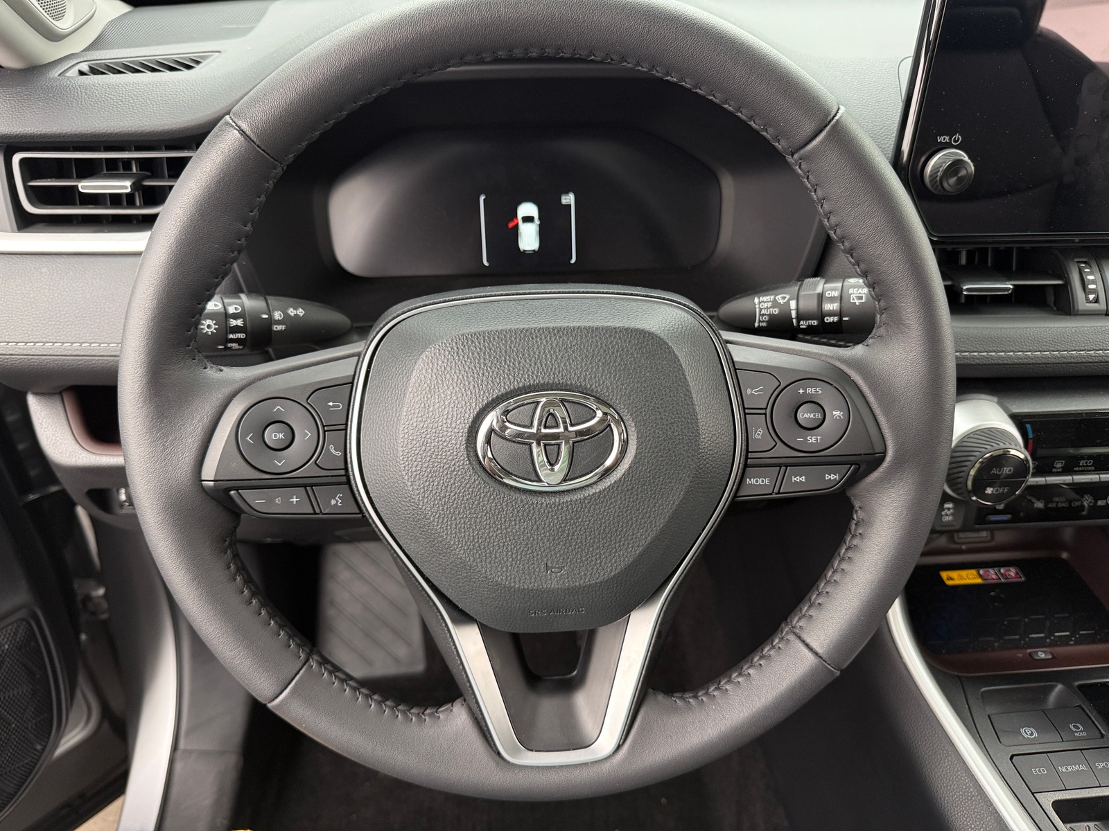 Thumbnail: 2025 Toyota RAV4 - 4