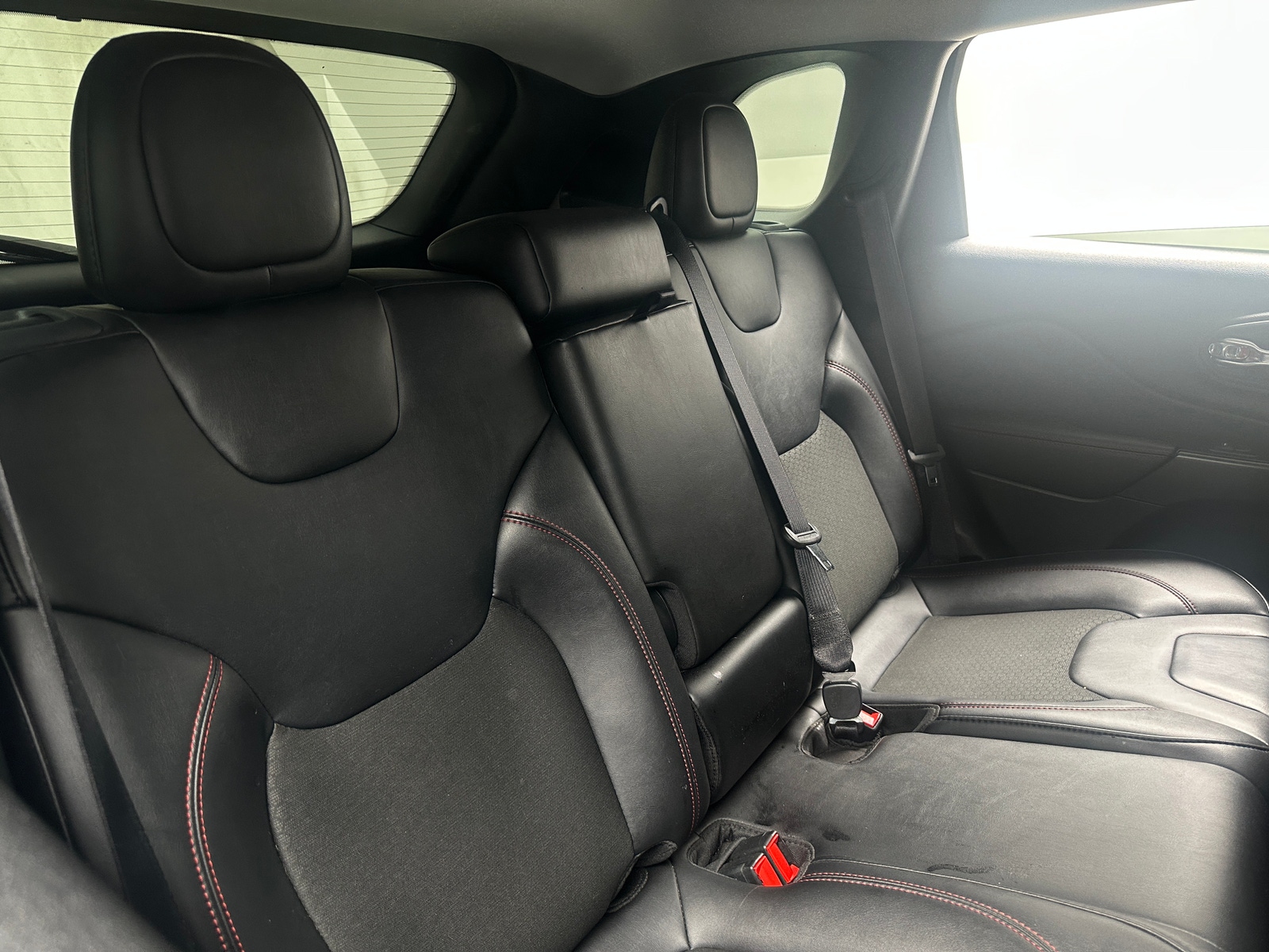 Thumbnail: 2022 Jeep Cherokee - 6