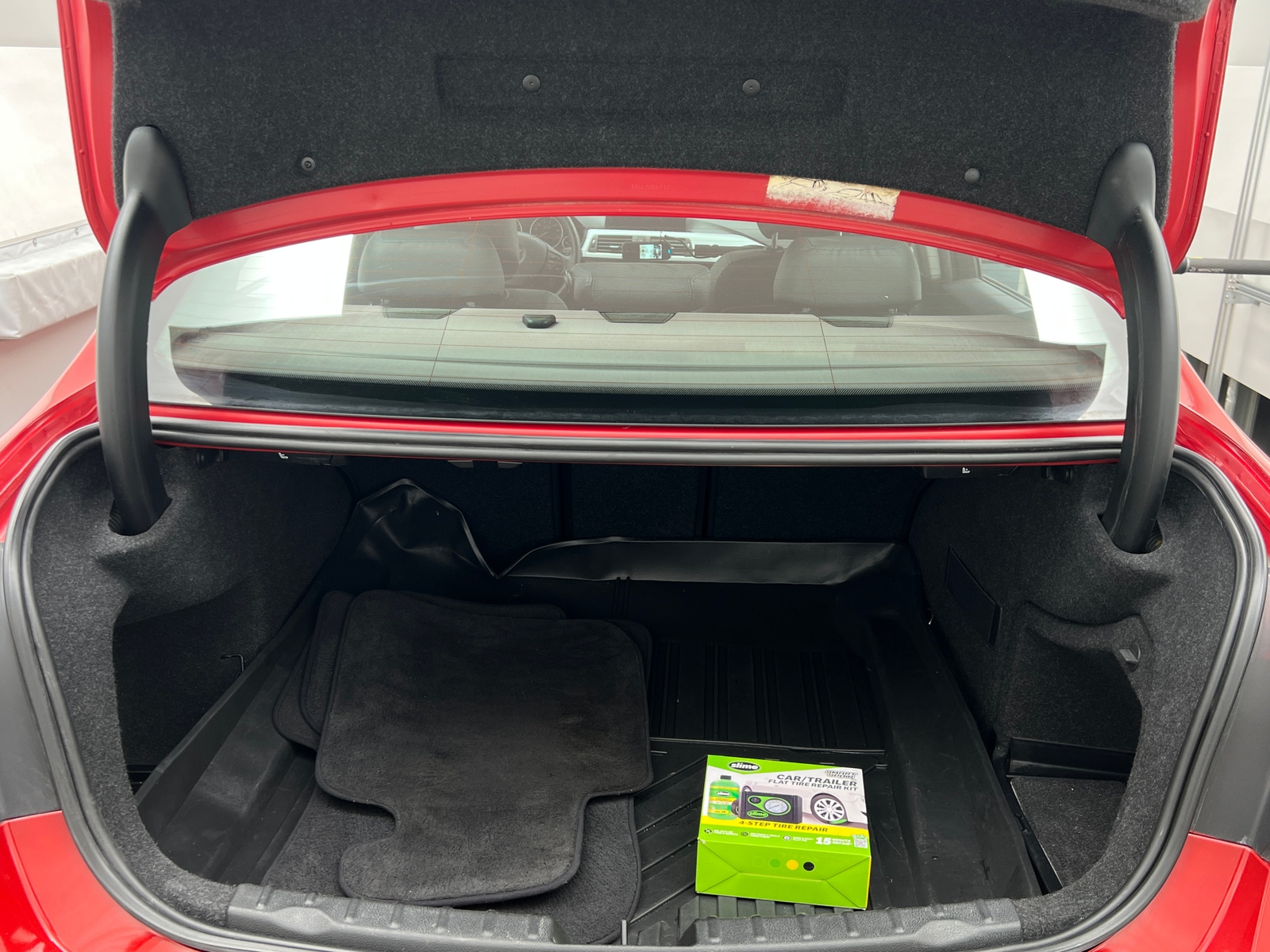 Thumbnail: 2013 BMW 3 Series - 6