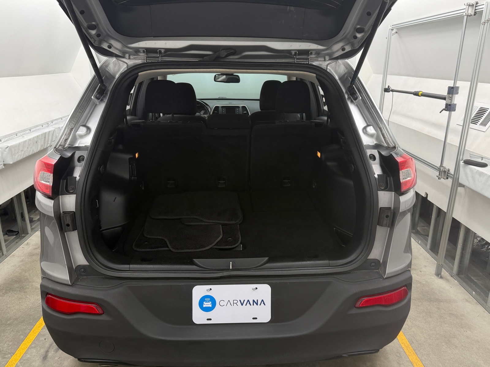 Thumbnail: 2016 Jeep Cherokee - 7