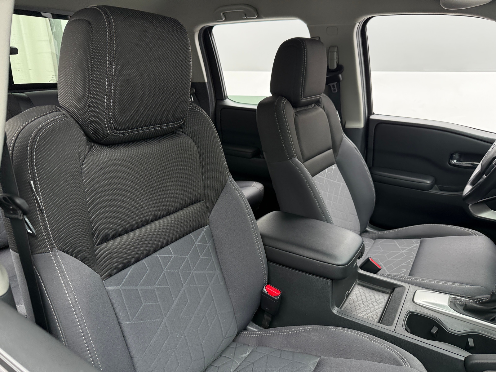 Thumbnail: 2025 Nissan Frontier - 2