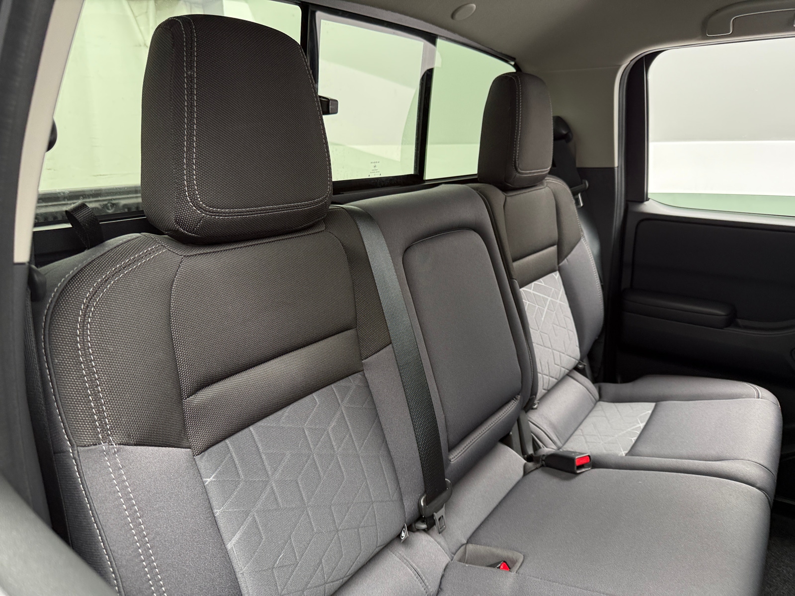 Thumbnail: 2025 Nissan Frontier - 6