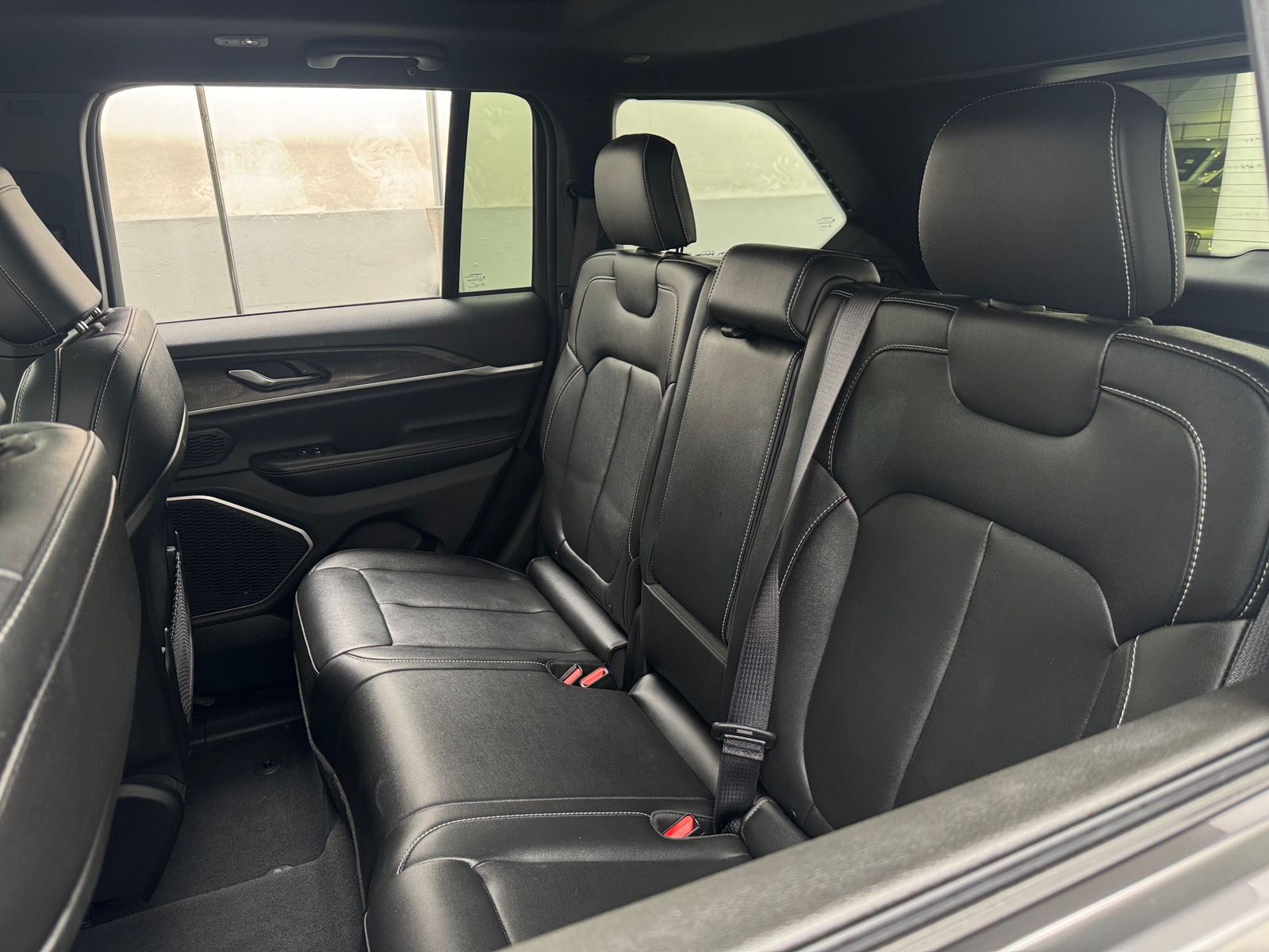 Thumbnail: 2024 Jeep Grand Cherokee - 5