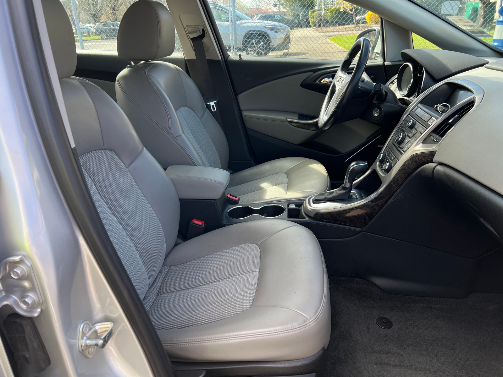 Thumbnail: 2017 Buick Verano - 2