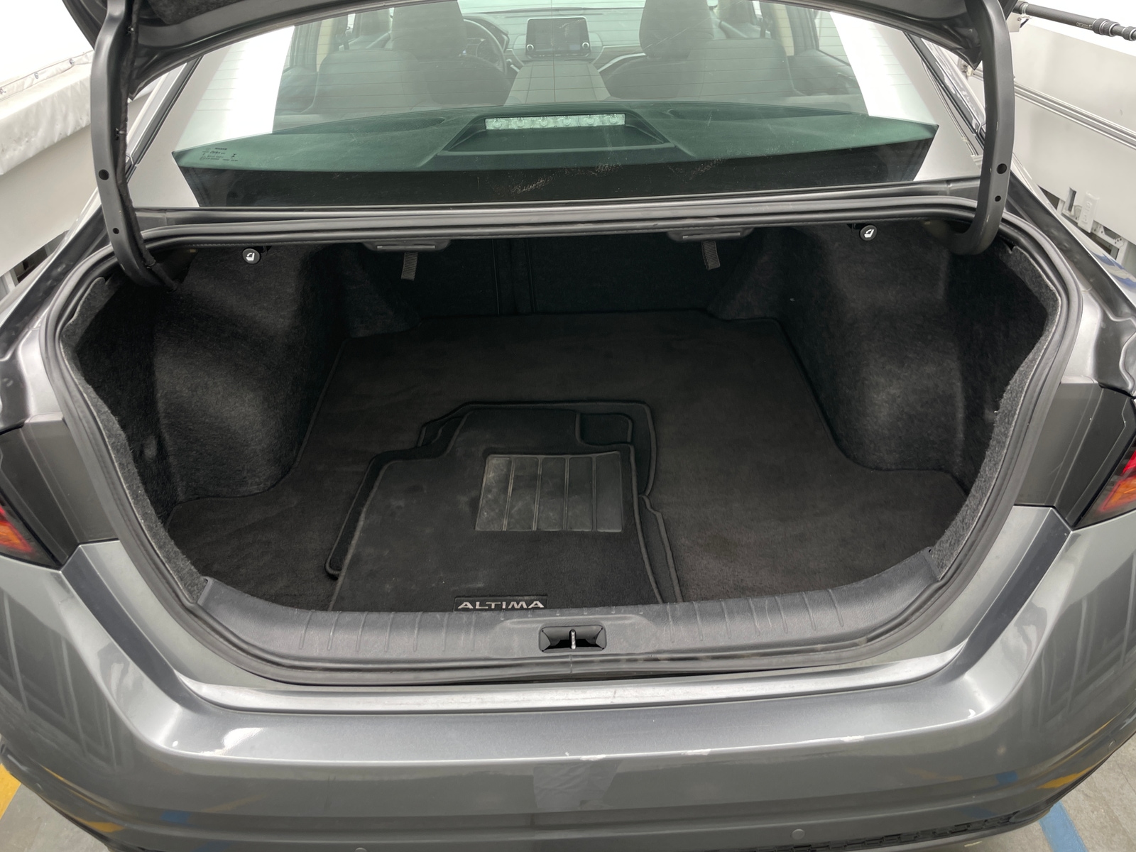 Thumbnail: 2025 Nissan Altima - 7