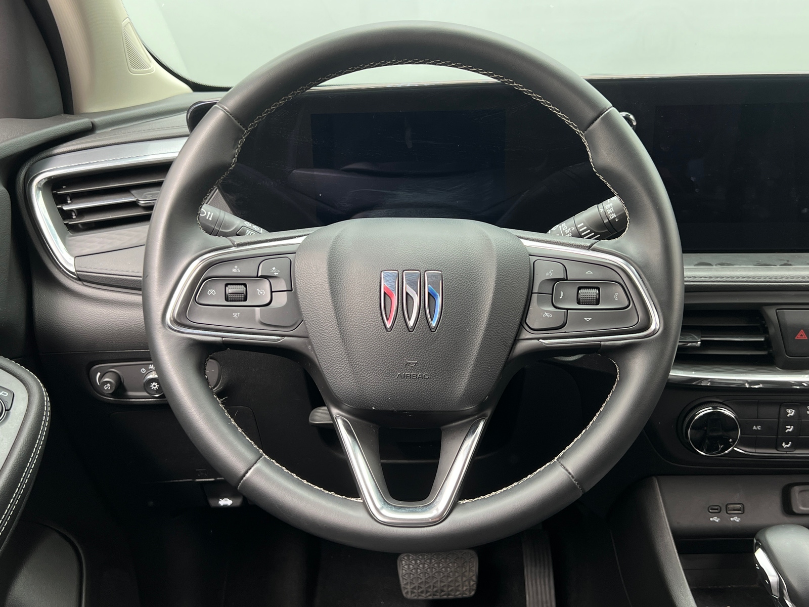 Thumbnail: 2025 Buick Encore GX - 5