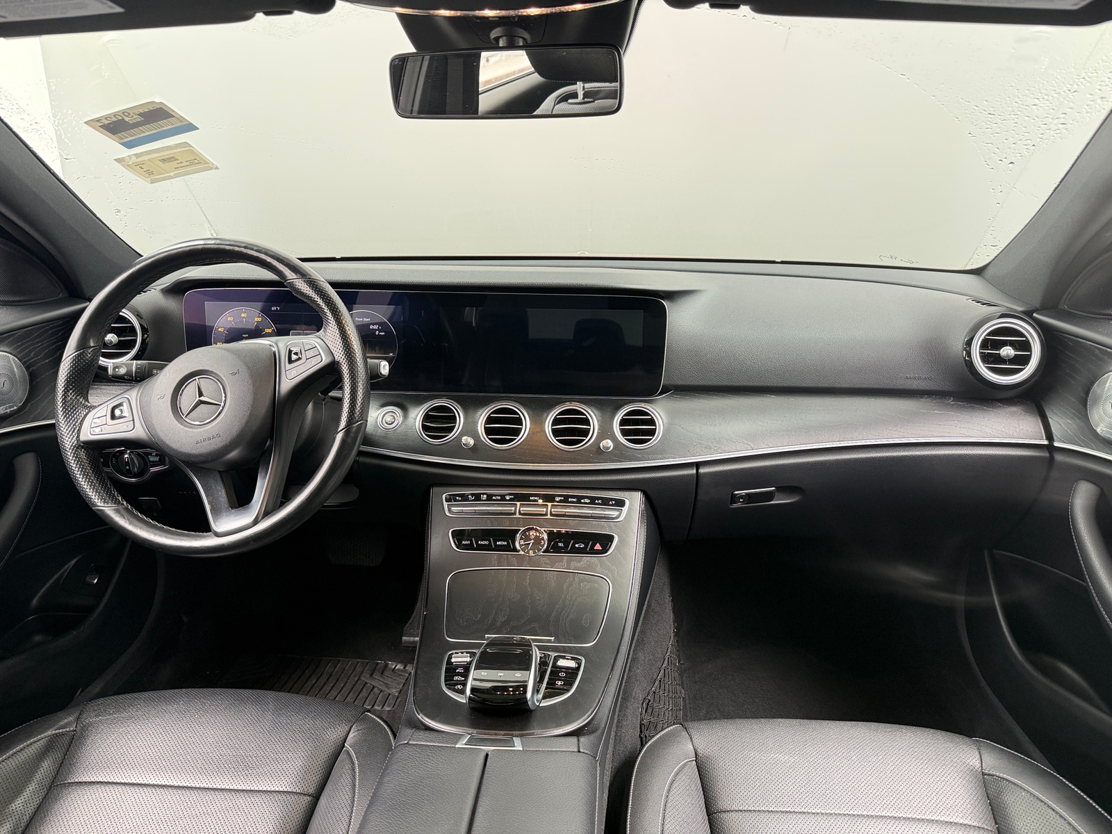 Thumbnail: 2018 Mercedes-Benz E-Class - 2