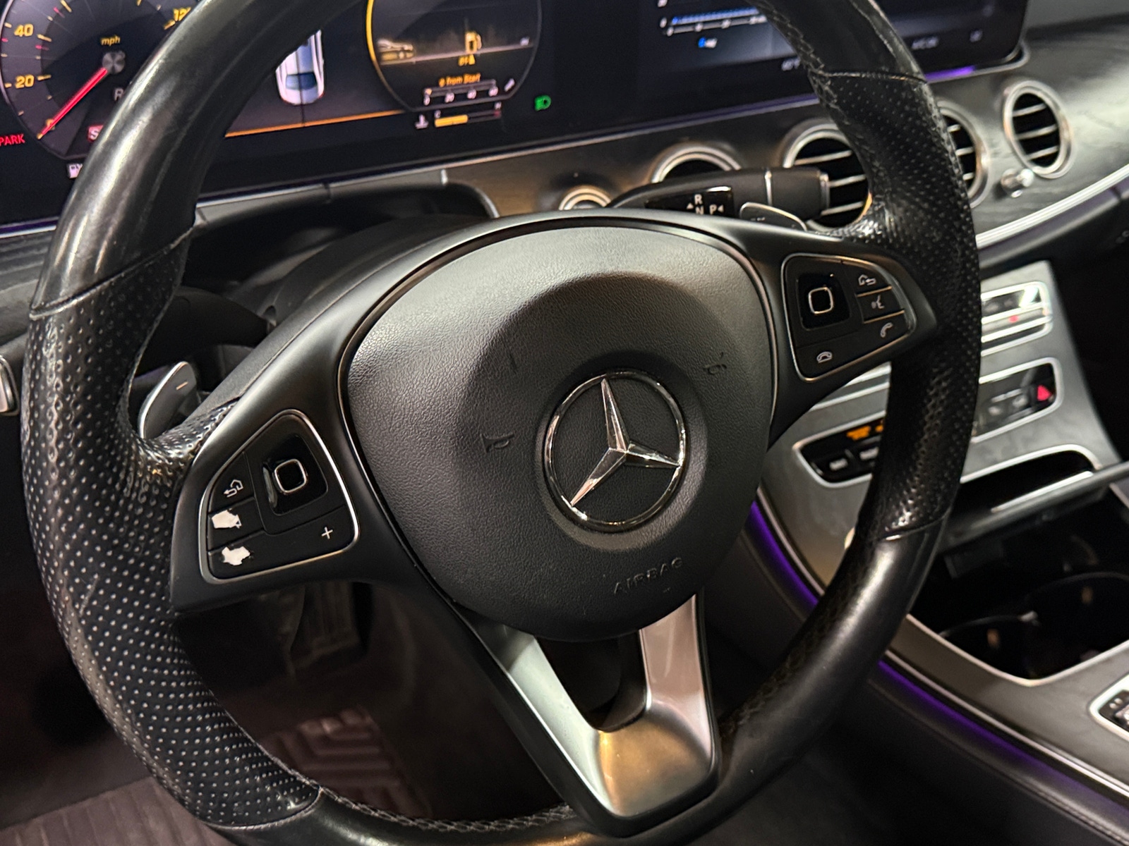 Thumbnail: 2018 Mercedes-Benz E-Class - 4