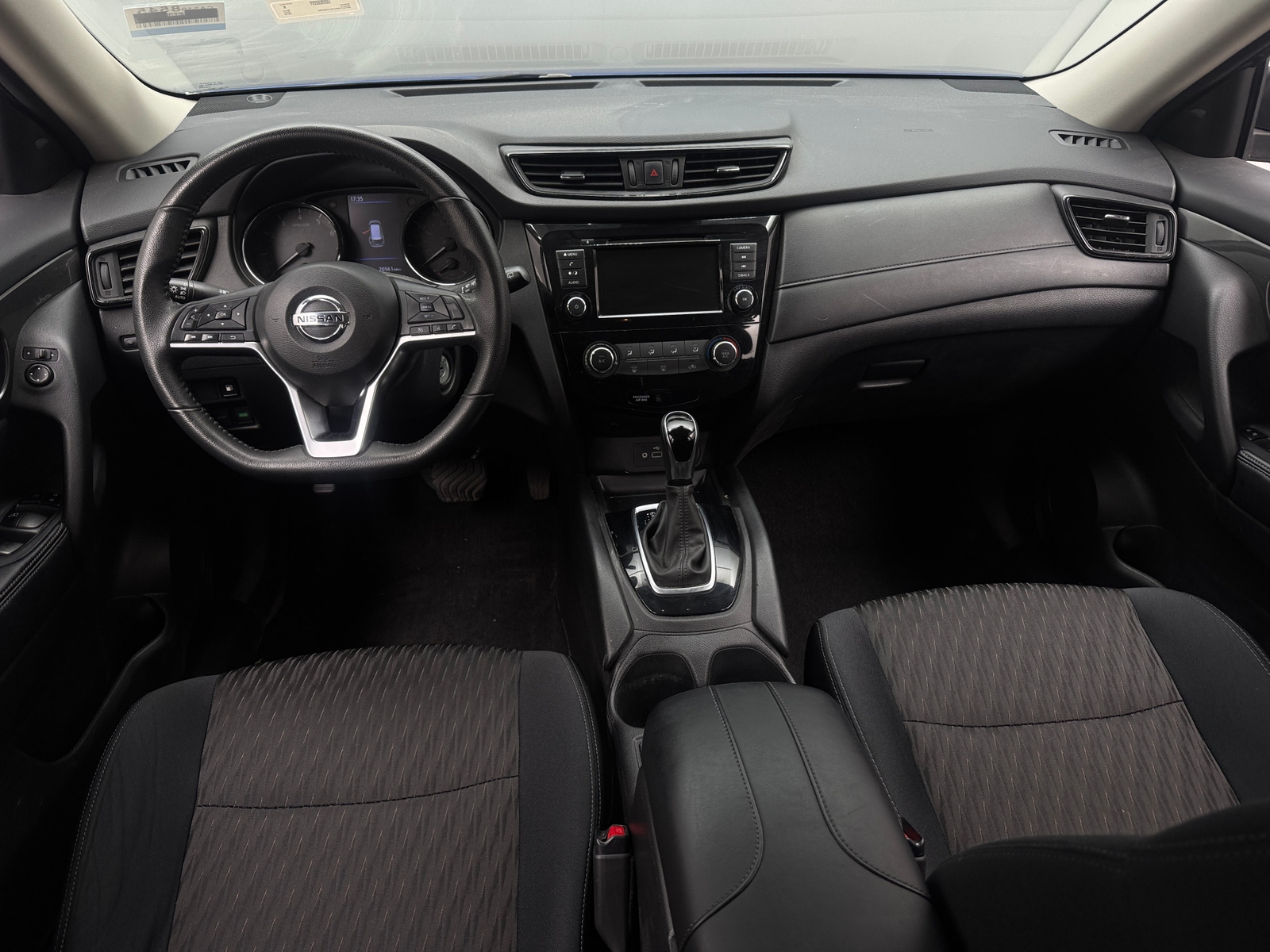 Thumbnail: 2019 Nissan Rogue - 3