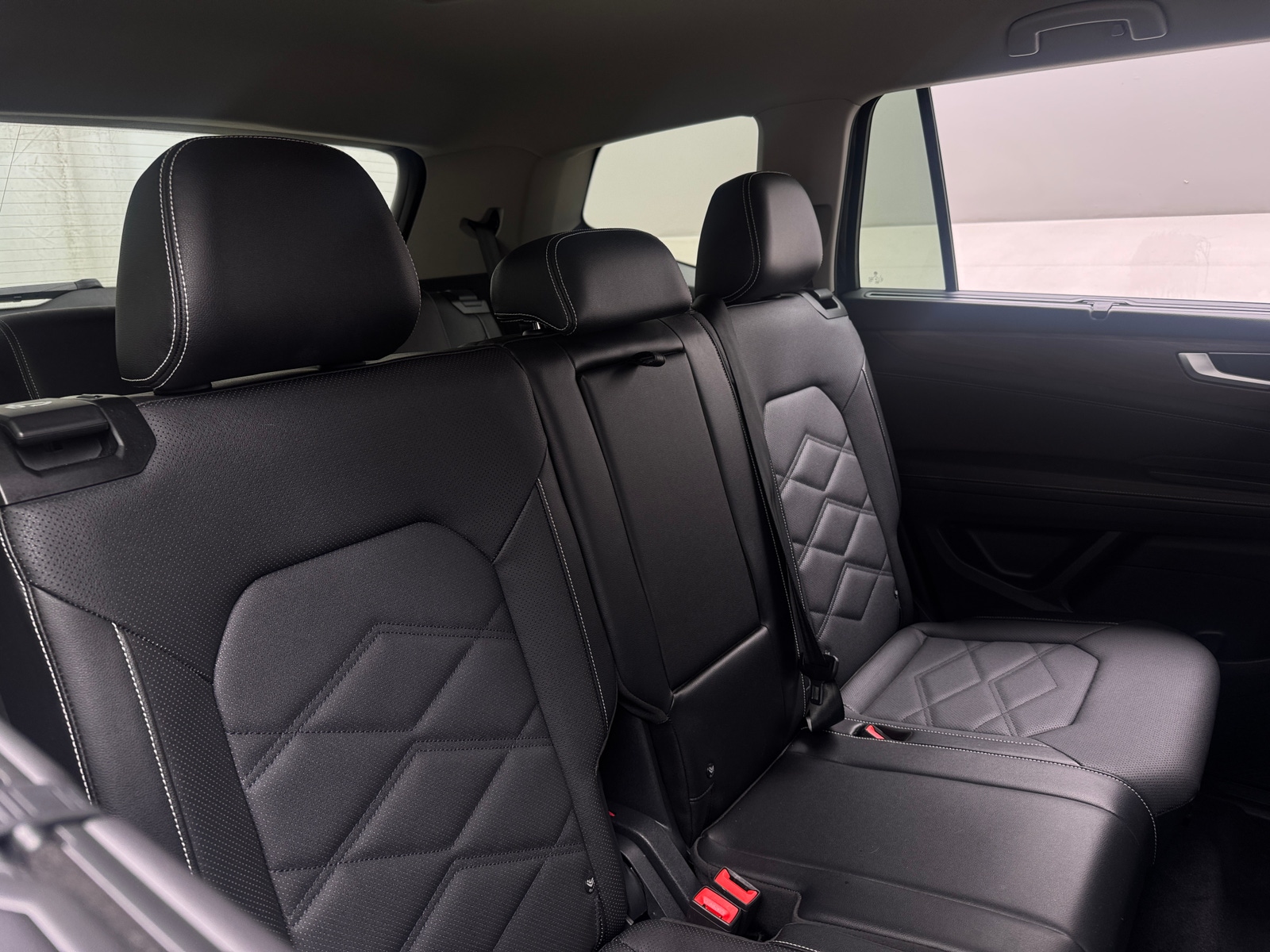 Thumbnail: 2025 Volkswagen Atlas - 5