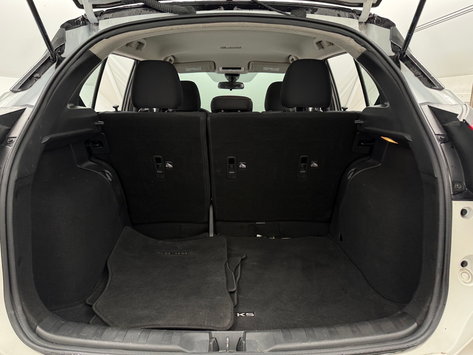 Thumbnail: 2022 Nissan Kicks - 7