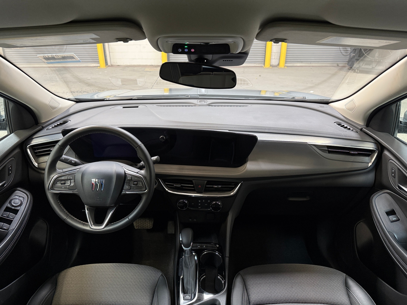 Thumbnail: 2025 Buick Encore GX - 3