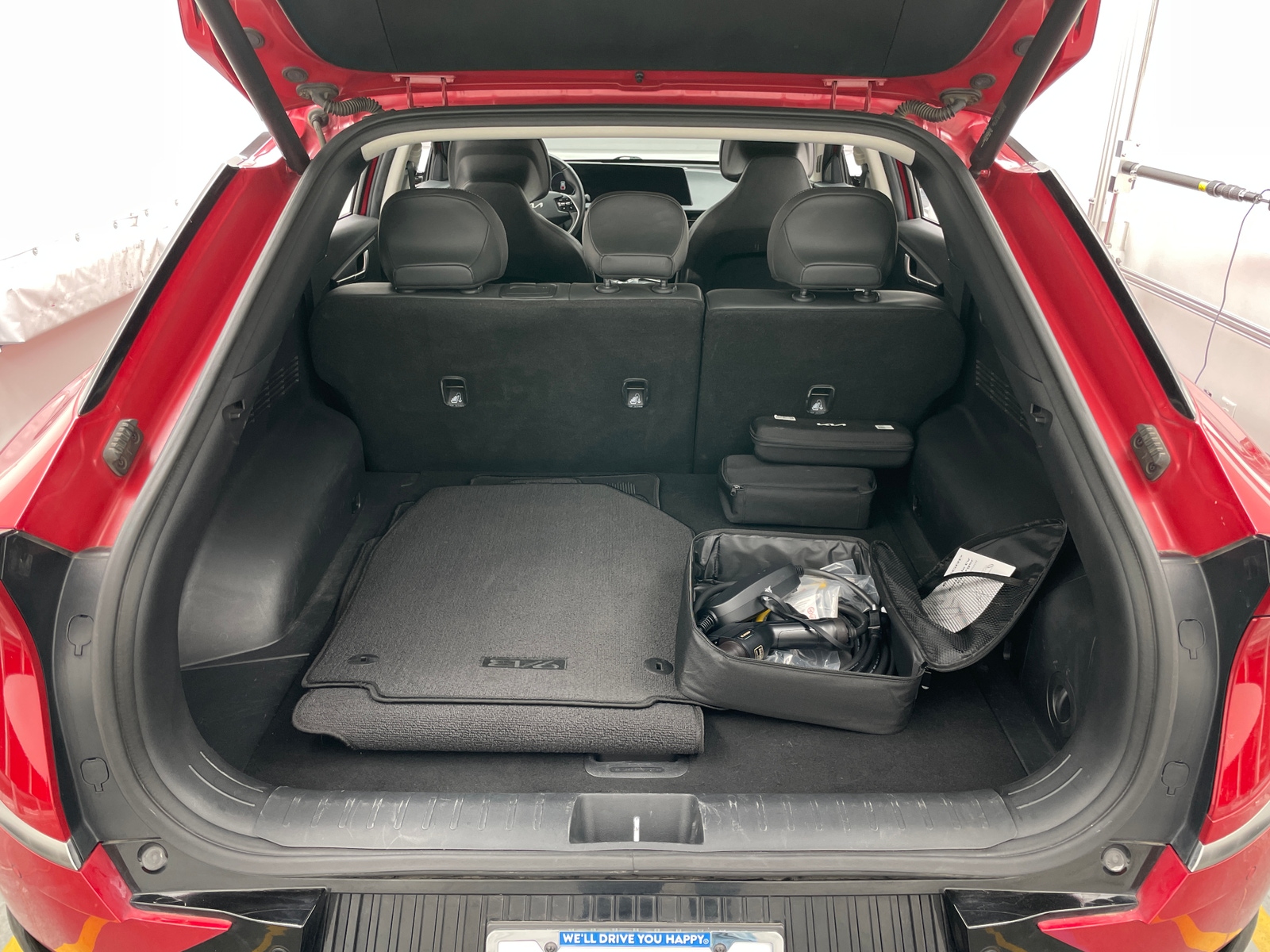 Thumbnail: 2023 Kia EV6 - 6