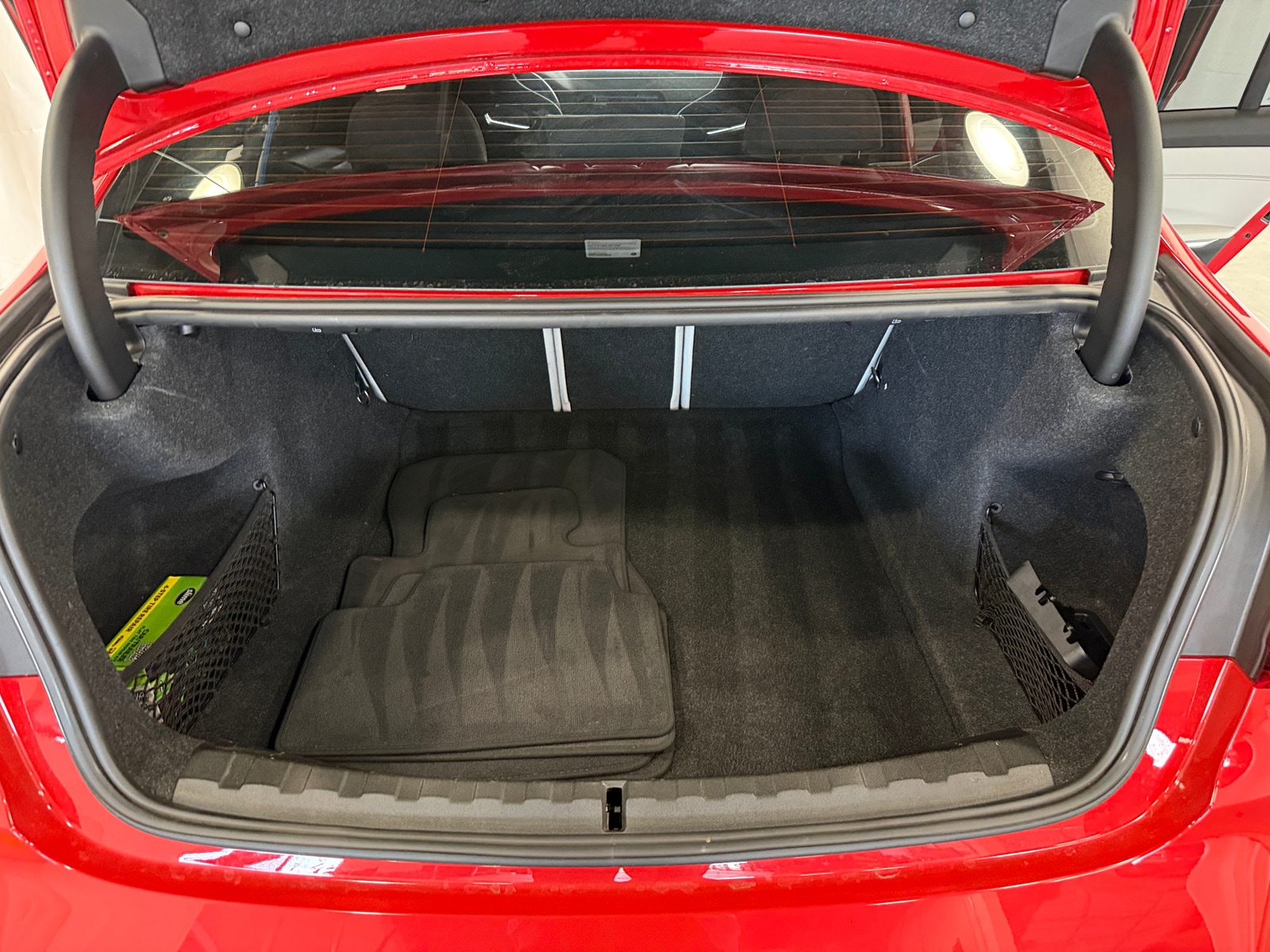 Thumbnail: 2022 BMW M3 - 6