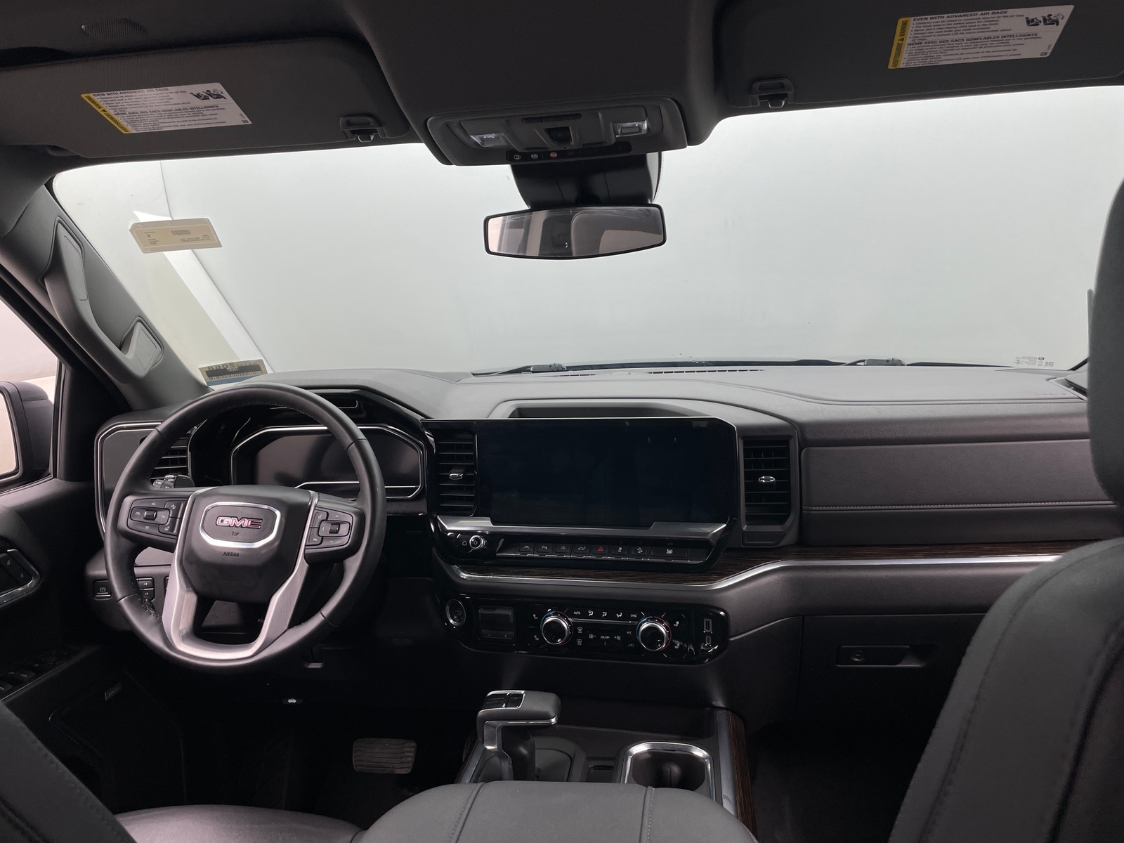 Thumbnail: 2023 GMC Sierra 1500 - 3