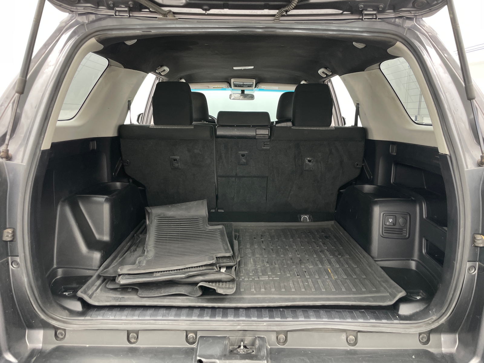 Thumbnail: 2019 Toyota 4Runner - 7