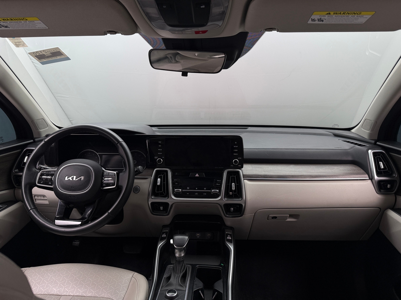 Thumbnail: 2022 Kia Sorento - 2