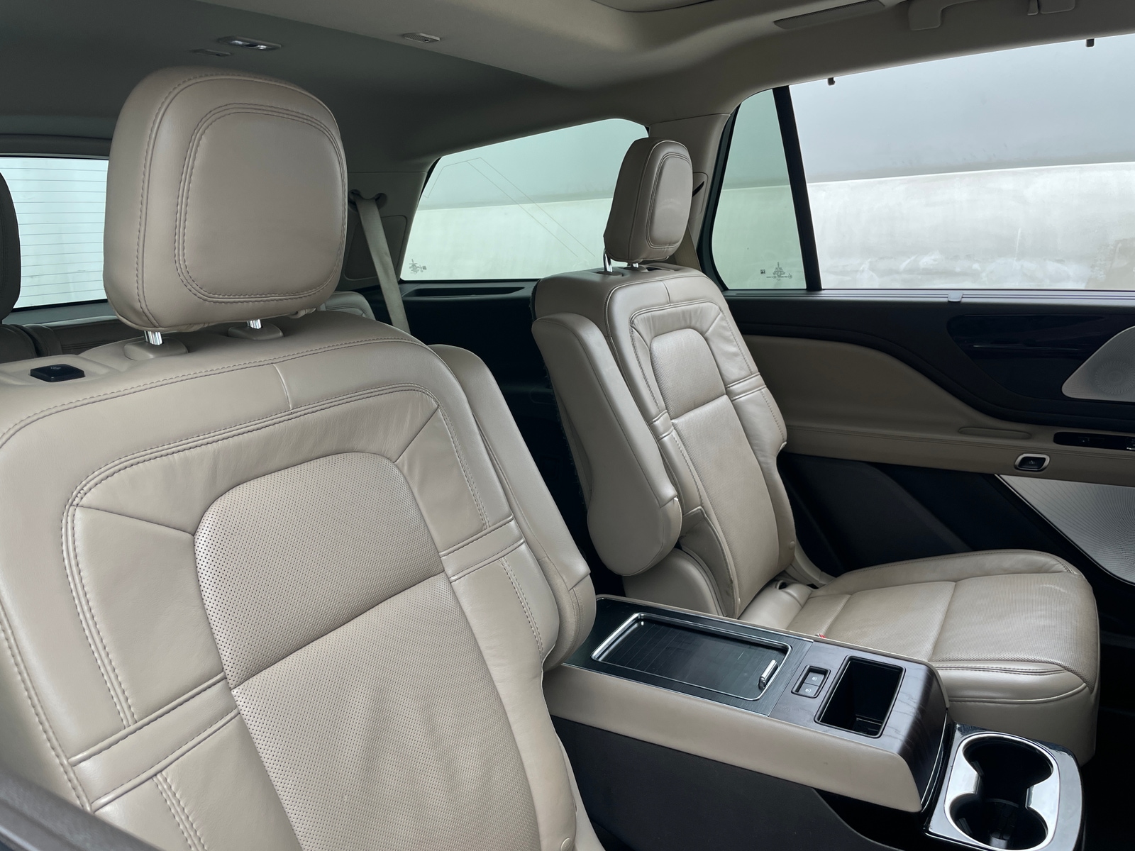 Thumbnail: 2021 Lincoln Aviator - 5