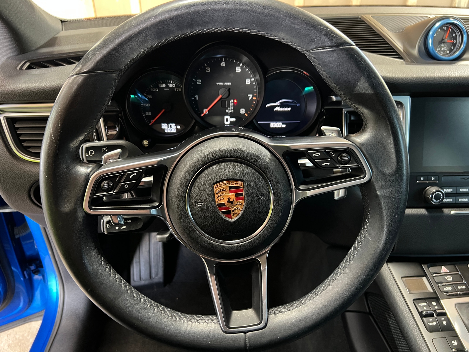 Thumbnail: 2018 Porsche Macan - 4