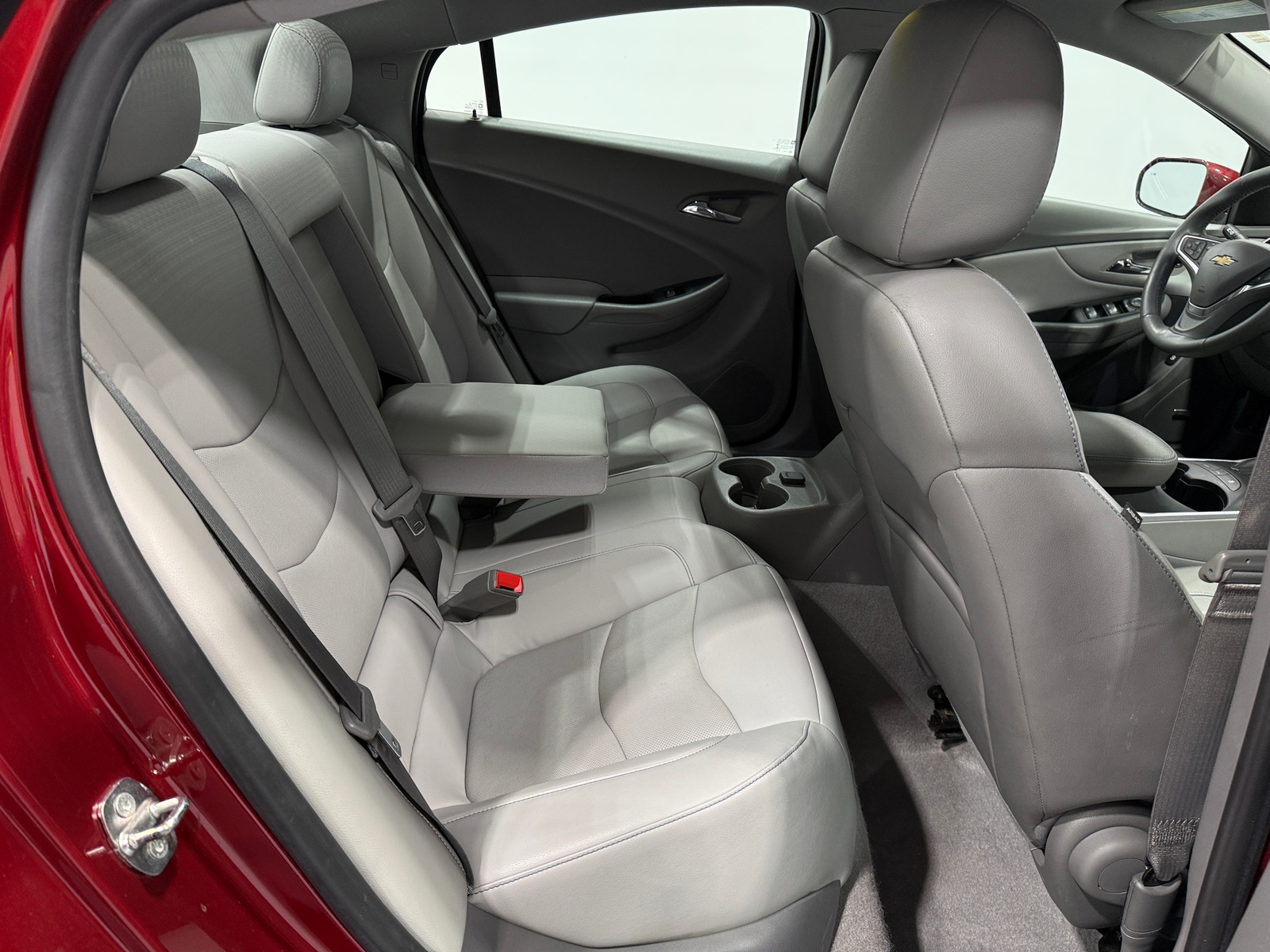 Thumbnail: 2018 Chevrolet Volt - 5