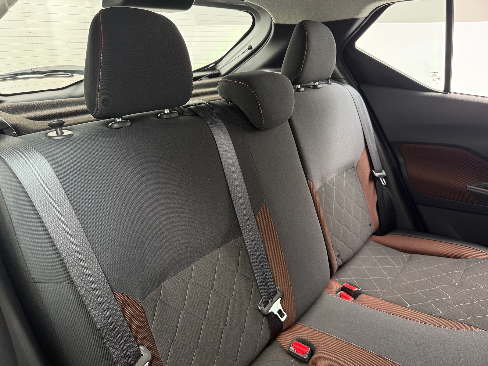 Thumbnail: 2019 Nissan Kicks - 6