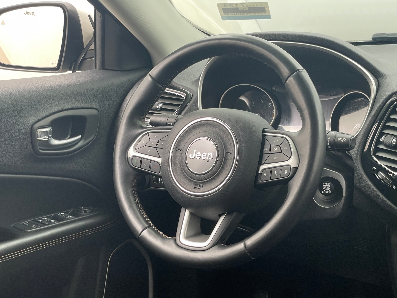 Thumbnail: 2021 Jeep Compass - 4