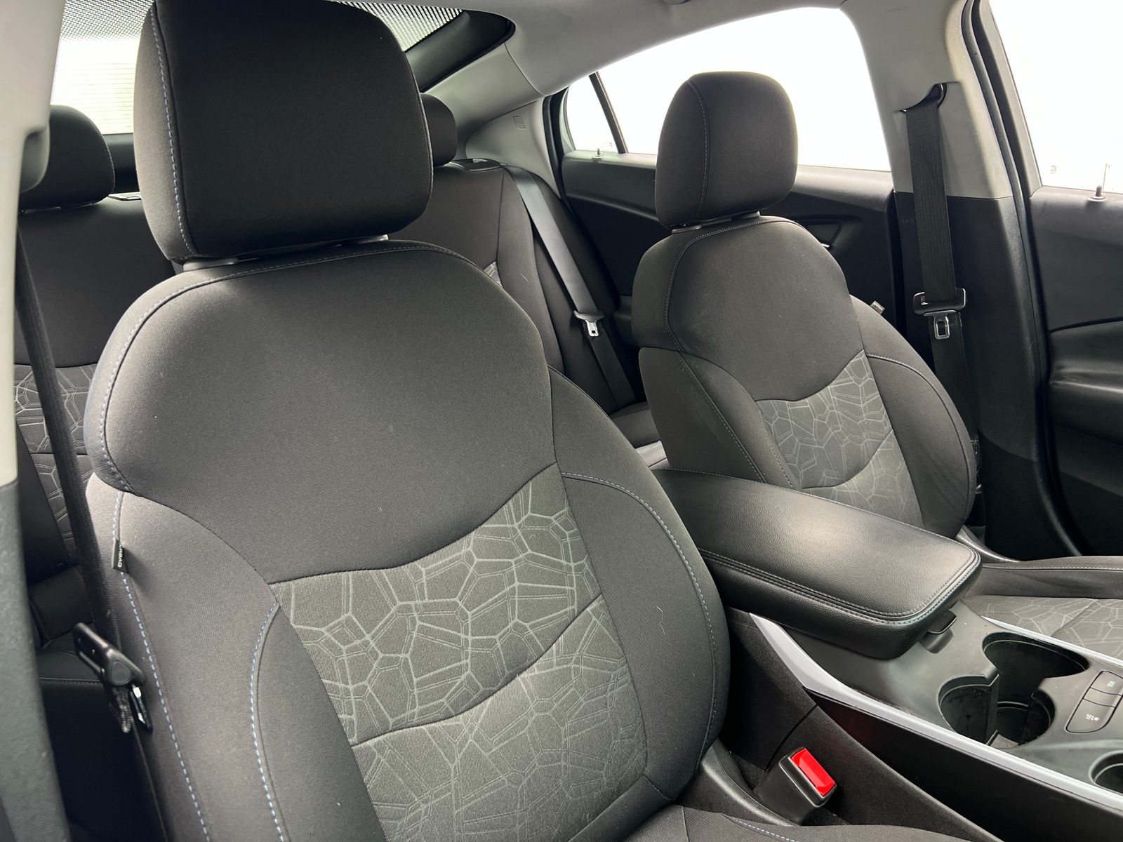 Thumbnail: 2018 Chevrolet Volt - 2