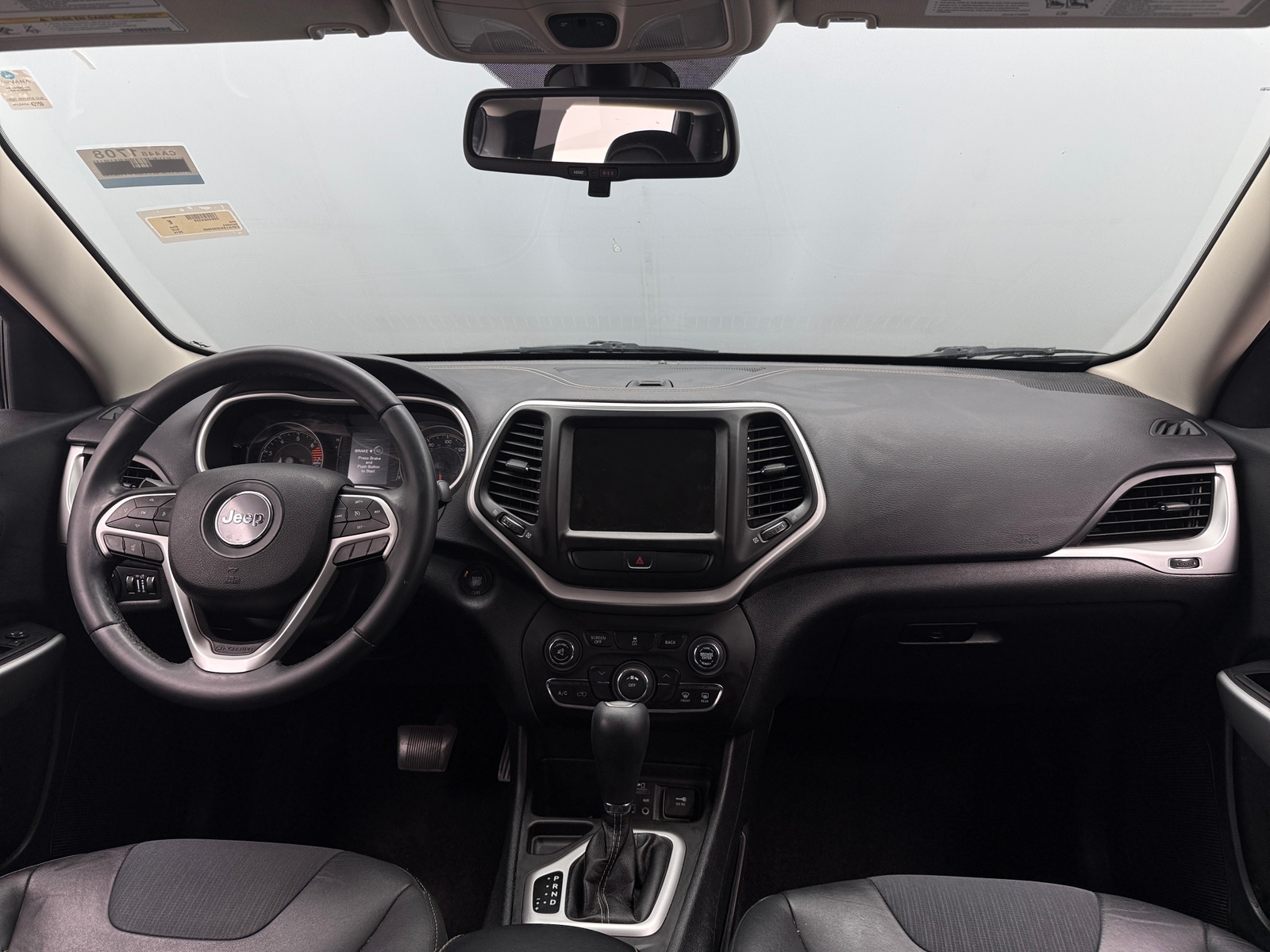 Thumbnail: 2018 Jeep Cherokee - 3