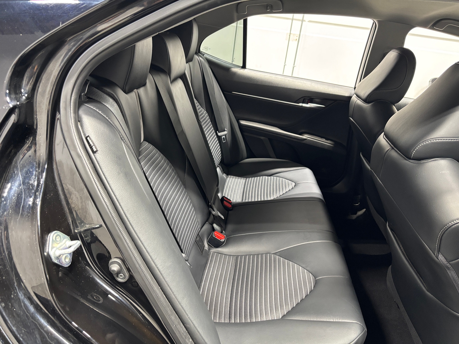 Thumbnail: 2021 Toyota Camry - 6