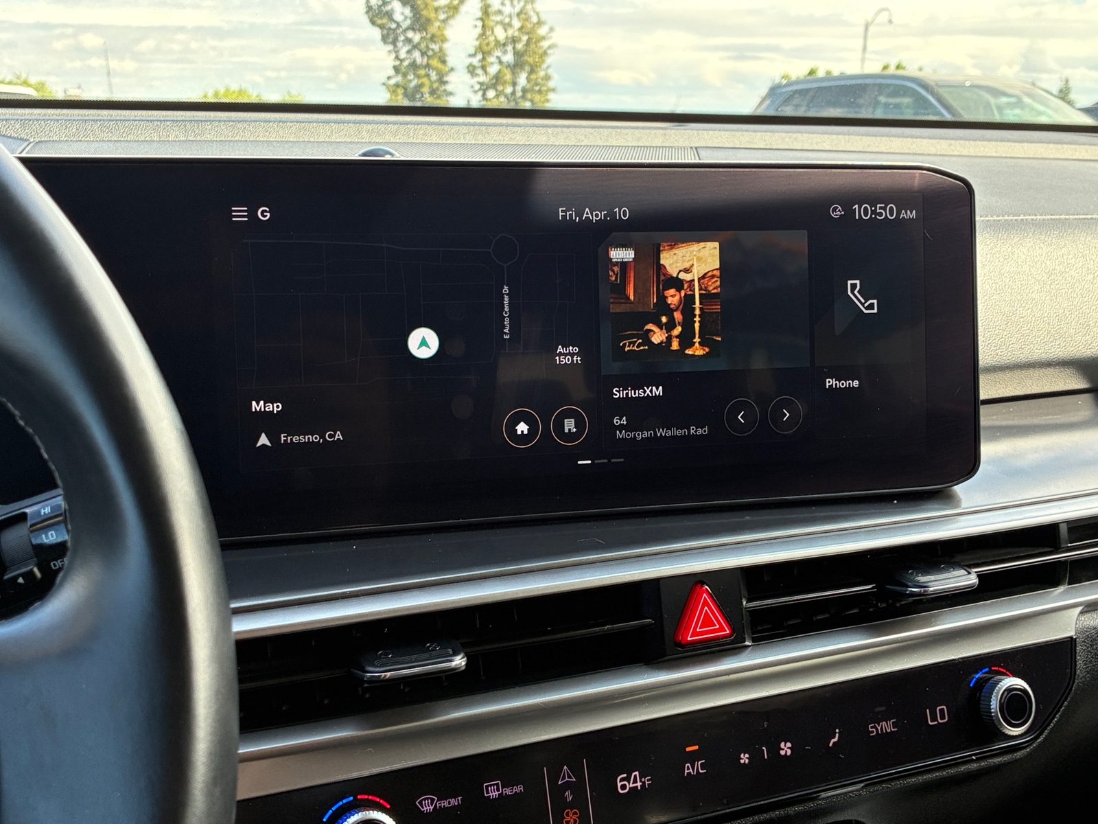 Thumbnail: 2024 Kia Sorento - 4