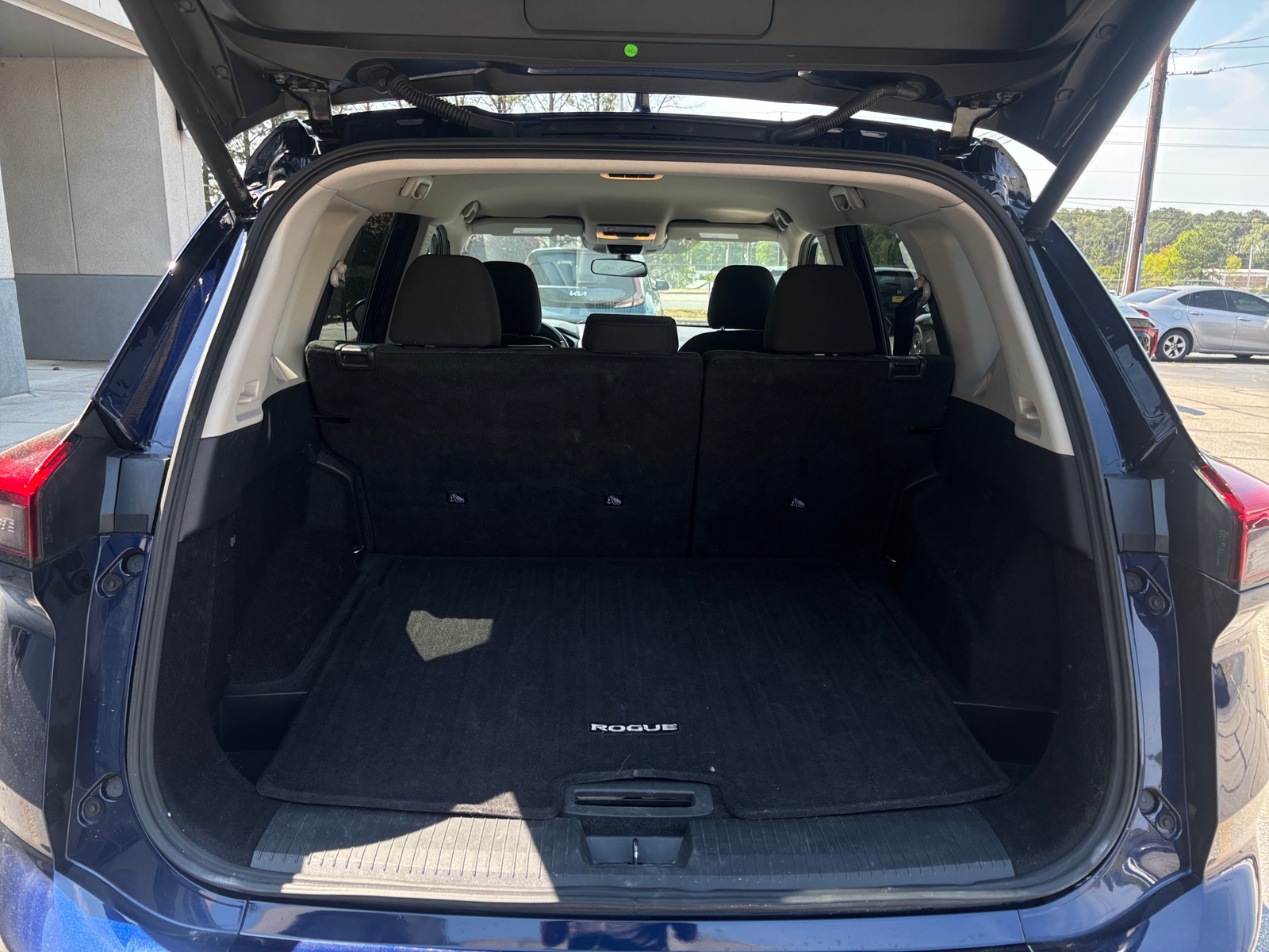 Thumbnail: 2025 Nissan Rogue - 6