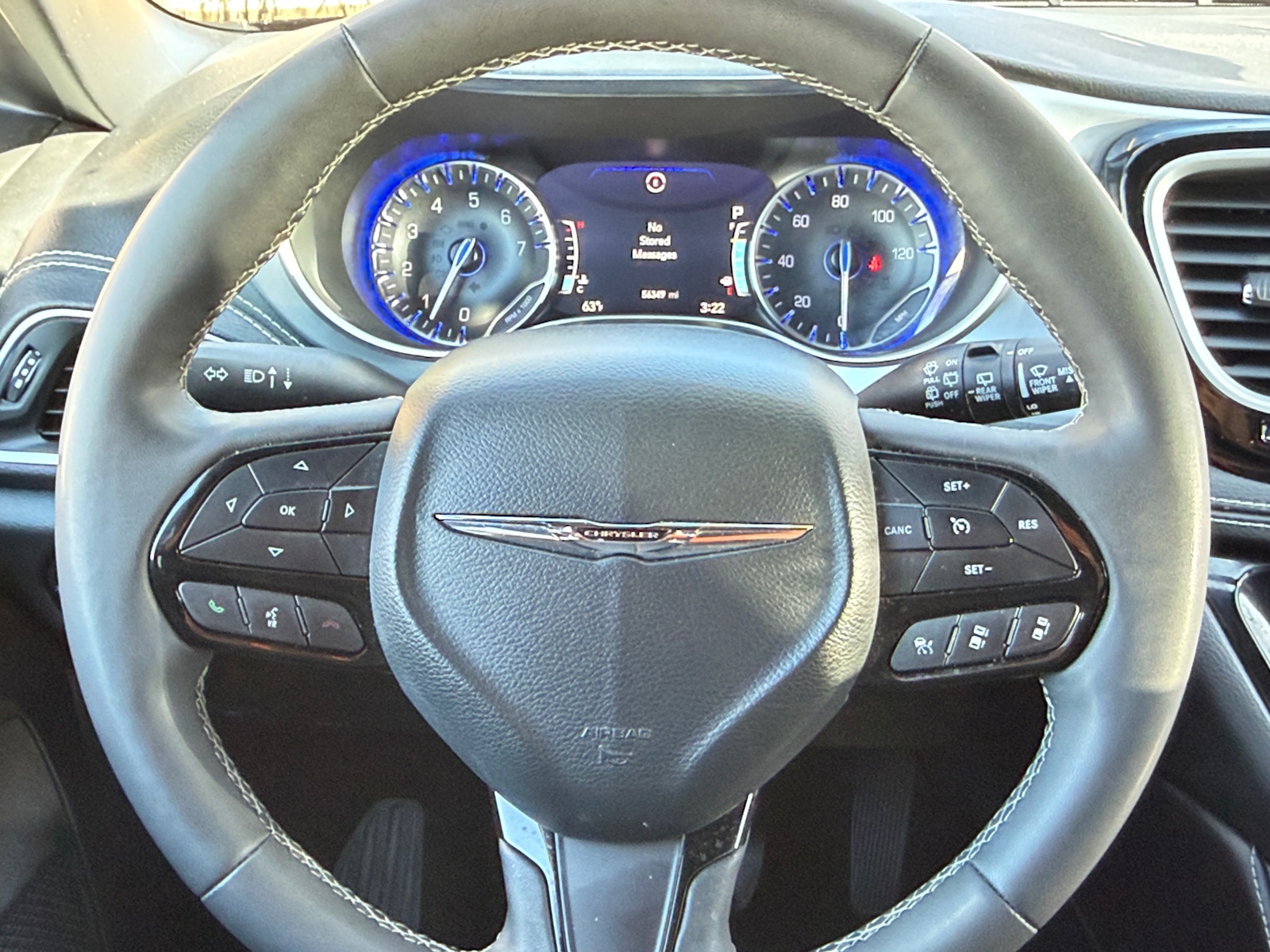 Thumbnail: 2025 Chrysler Pacifica - 4