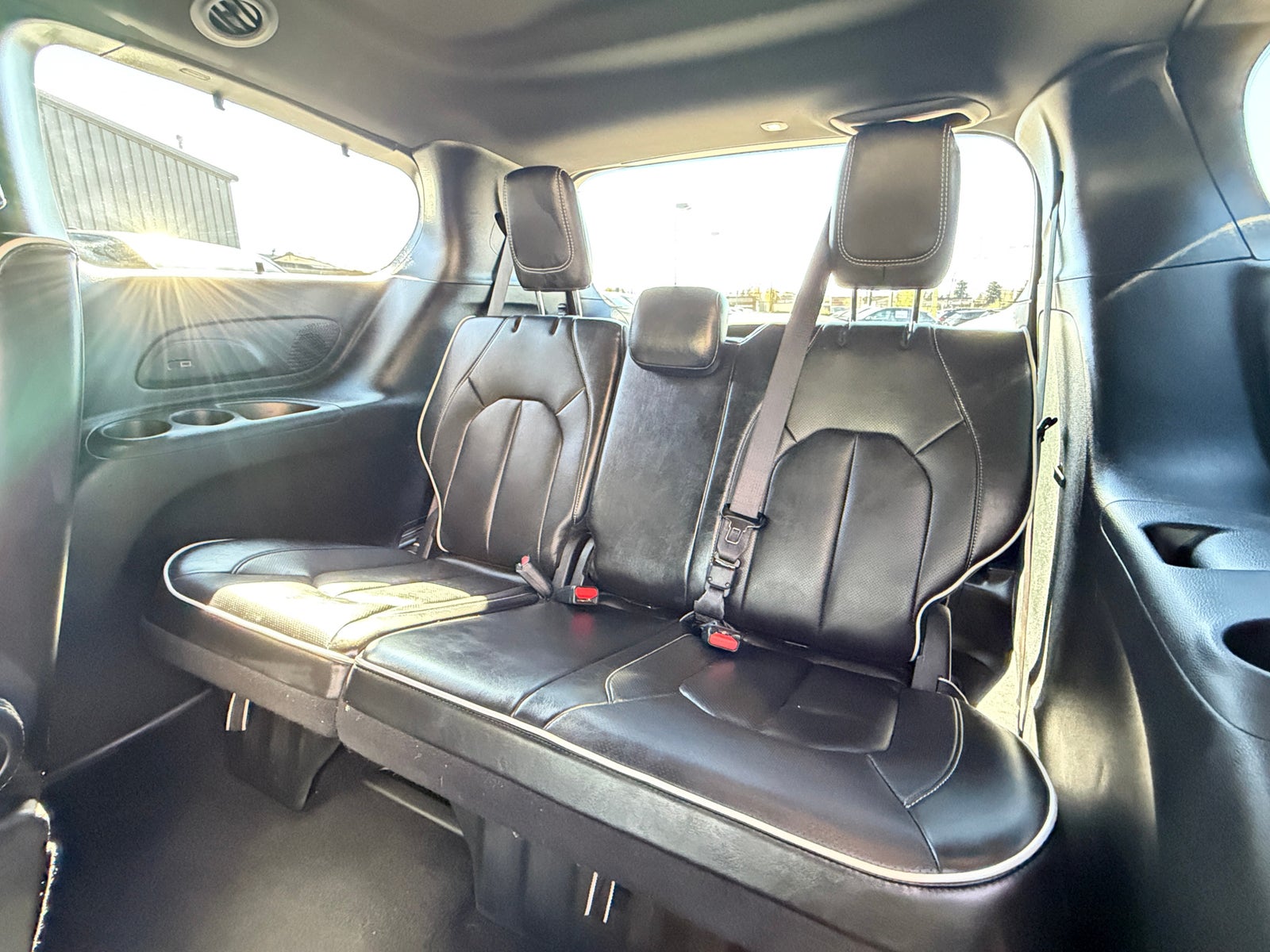 Thumbnail: 2025 Chrysler Pacifica - 5