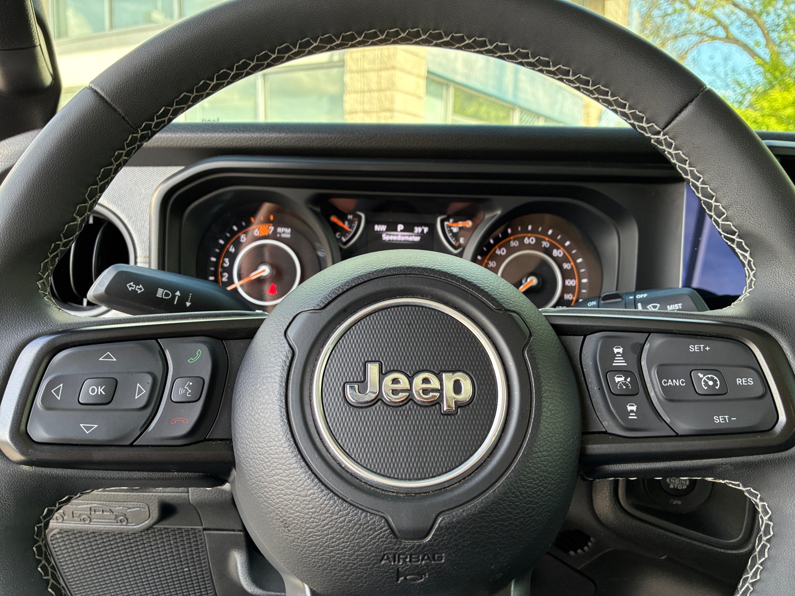 Thumbnail: 2025 Jeep Wrangler - 5