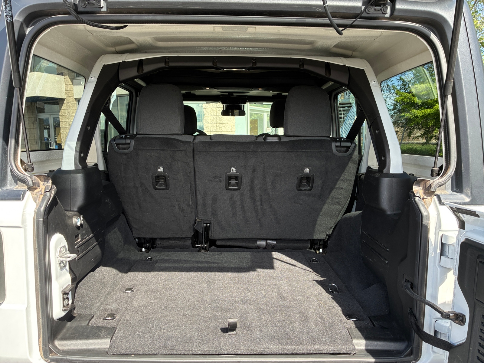 Thumbnail: 2025 Jeep Wrangler - 6