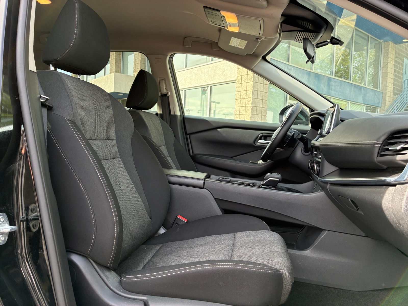 Thumbnail: 2025 Nissan Rogue - 2