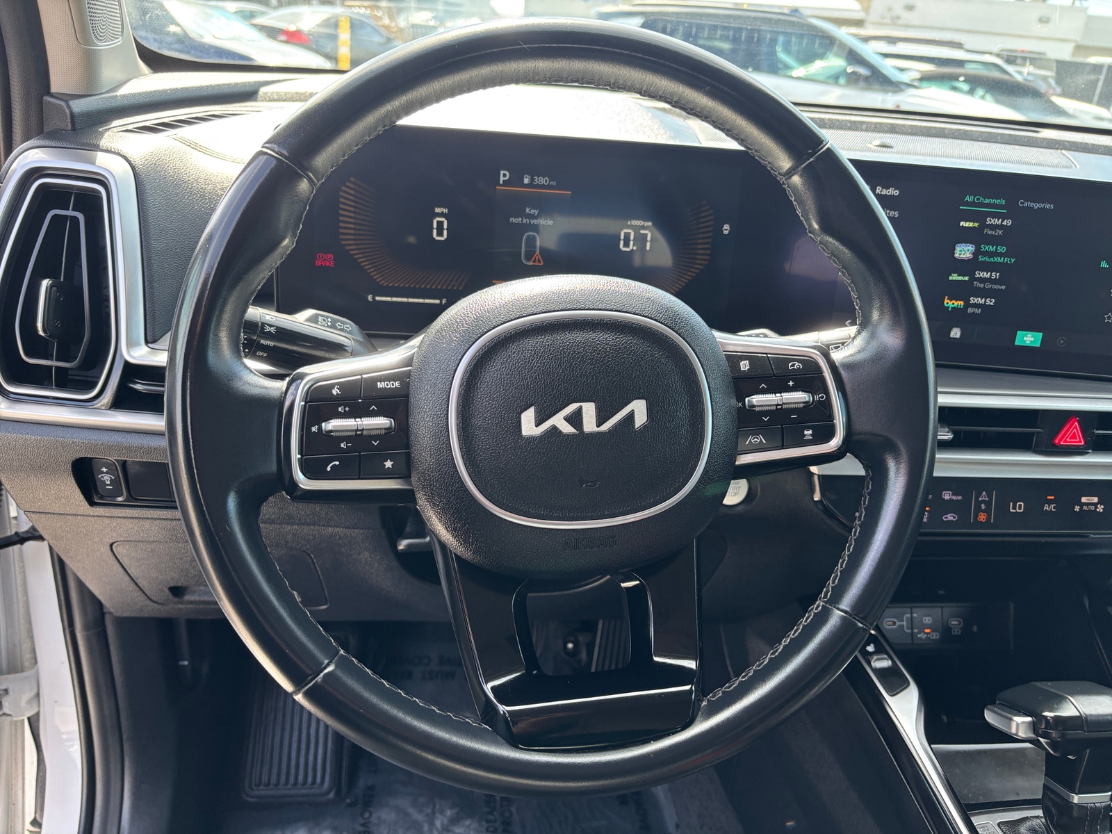 Thumbnail: 2024 Kia Sorento - 4