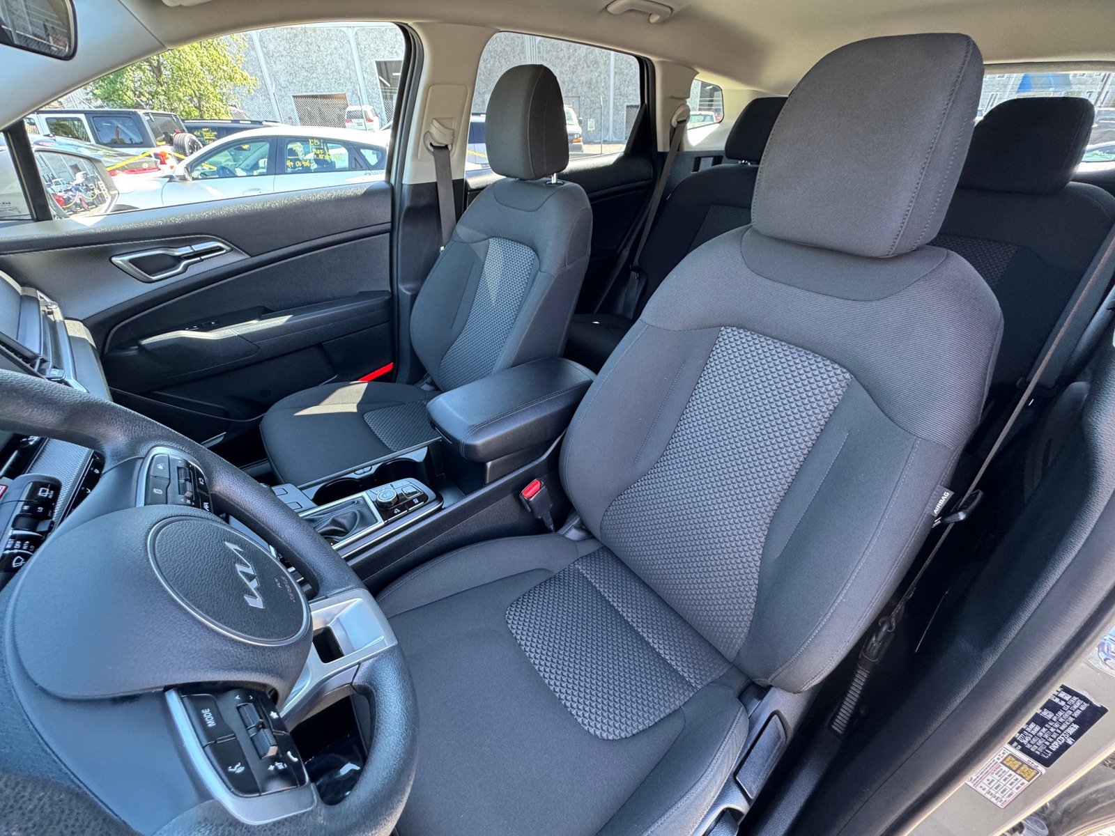 Thumbnail: 2025 Kia Sportage - 2