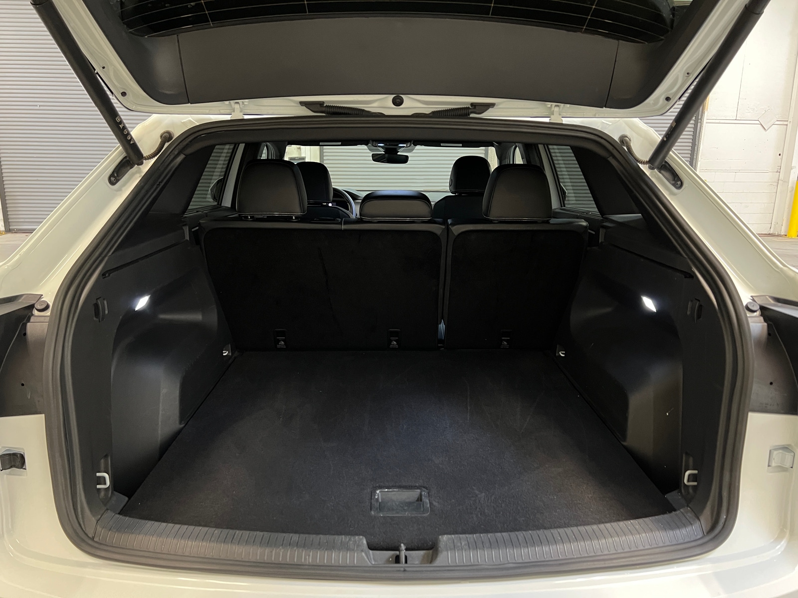 Thumbnail: 2025 Volkswagen Atlas - 6