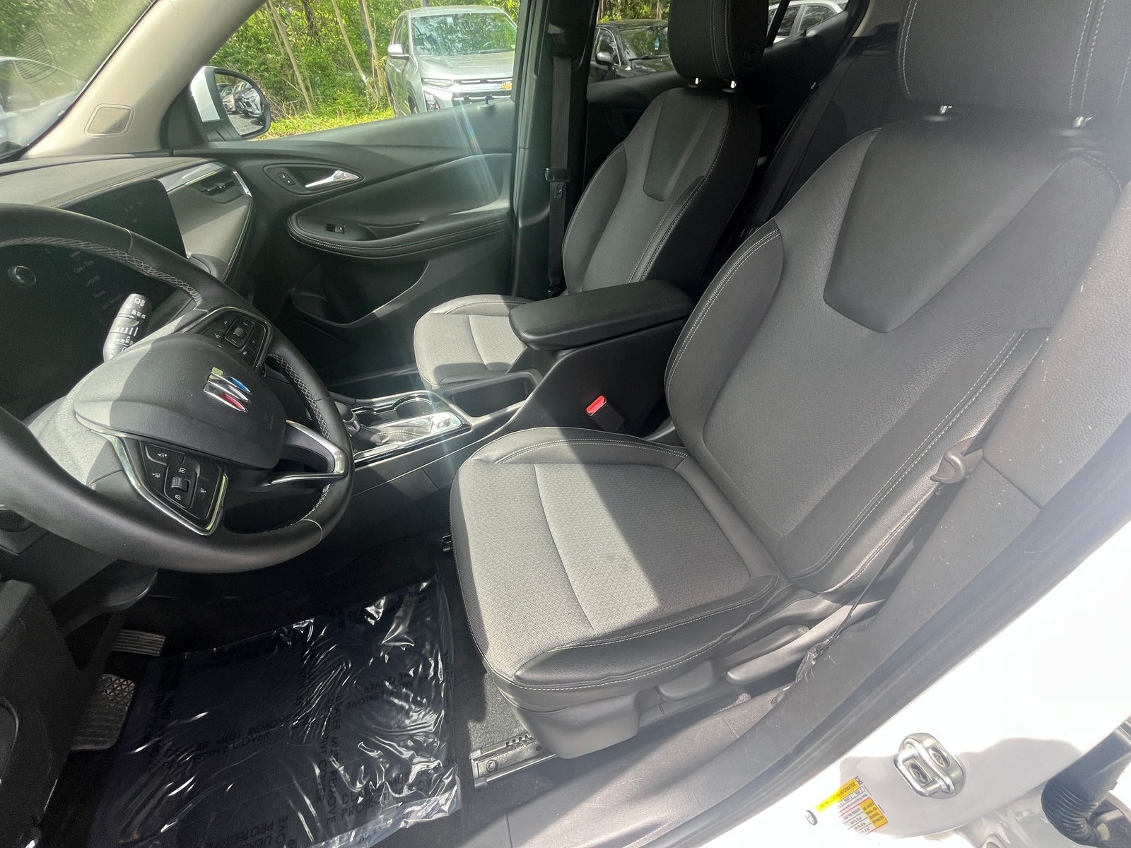 Thumbnail: 2025 Buick Encore GX - 2