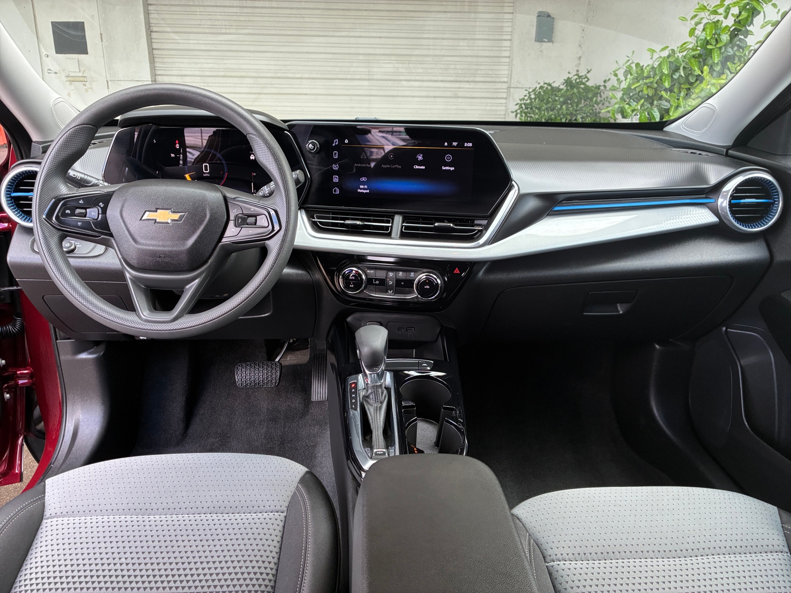 Thumbnail: 2025 Chevrolet Trax - 3