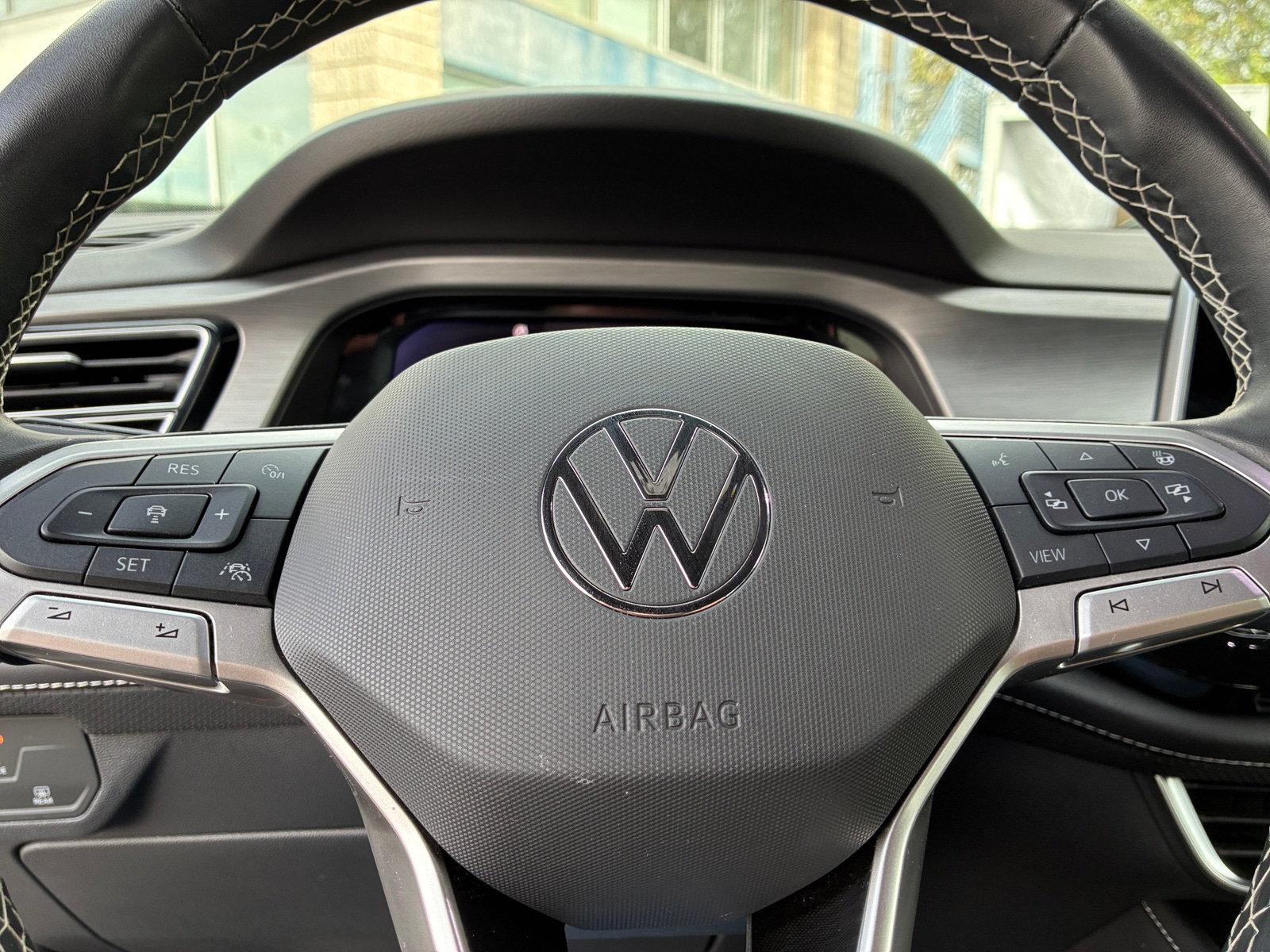 Thumbnail: 2025 Volkswagen Atlas - 5