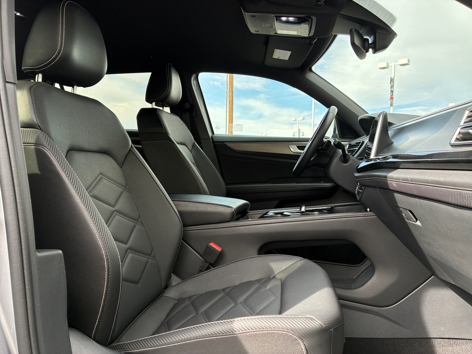 Thumbnail: 2025 Volkswagen Atlas - 2