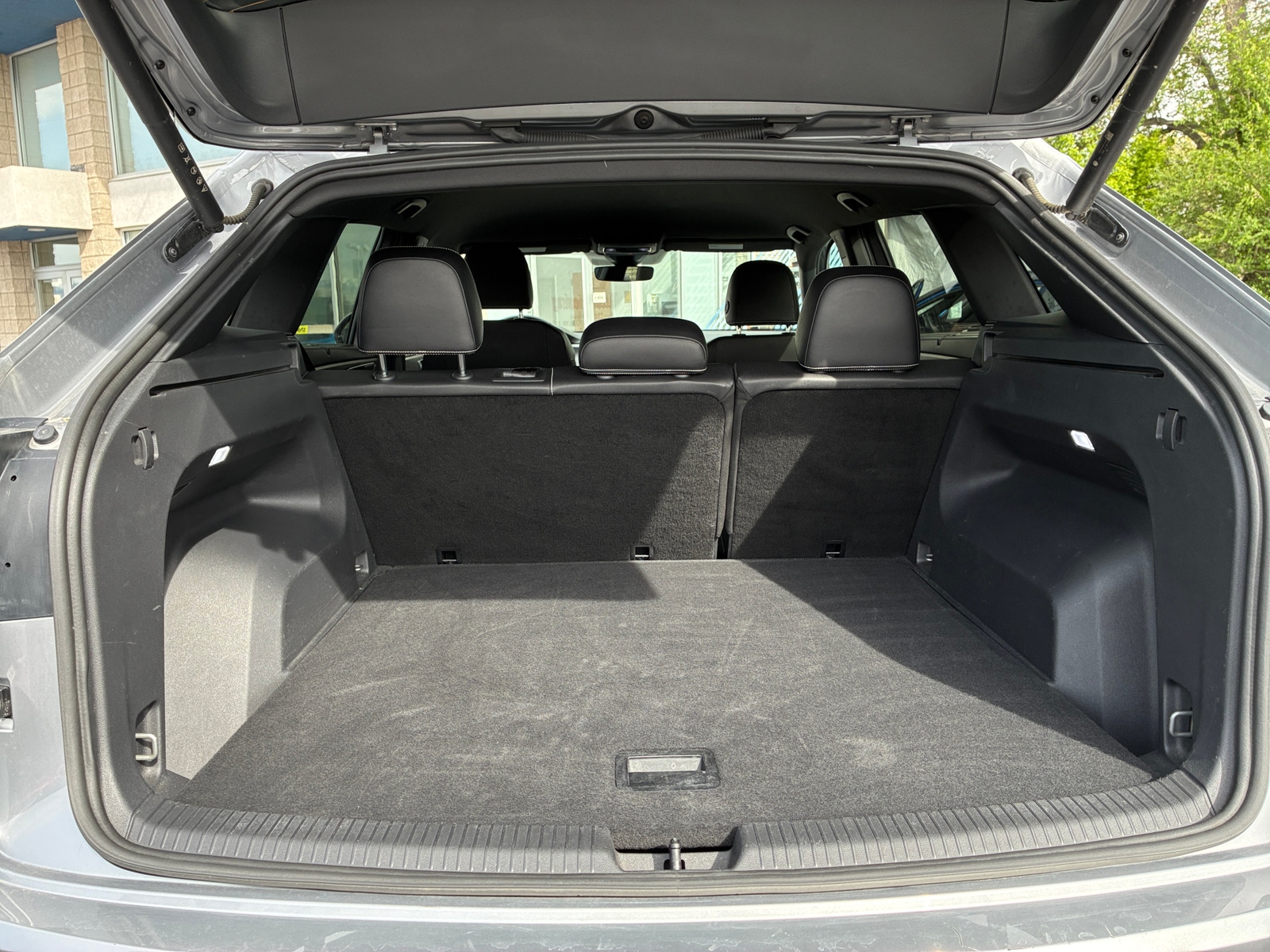 Thumbnail: 2025 Volkswagen Atlas - 6