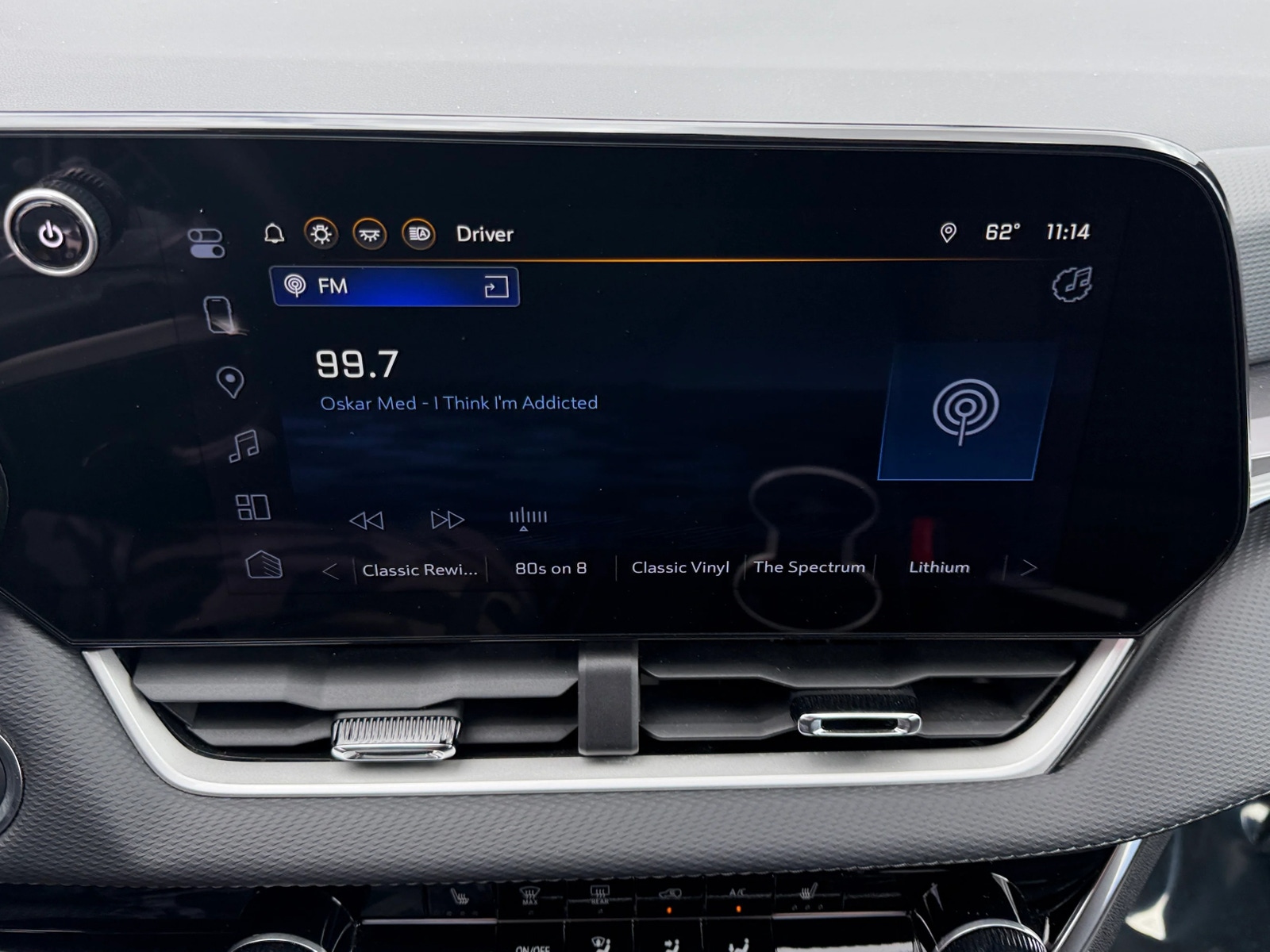 Thumbnail: 2025 Chevrolet Equinox - 4
